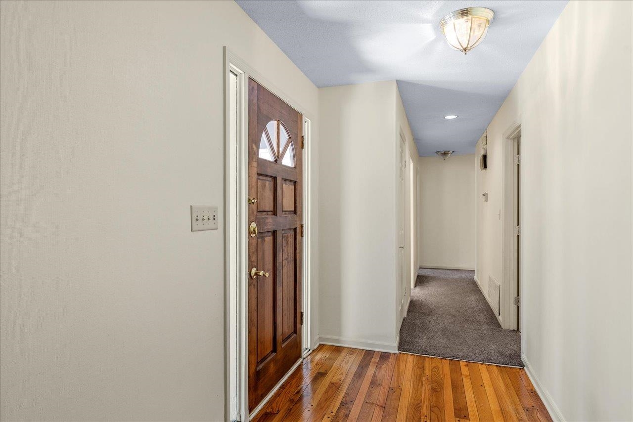7916 Skipper Lane