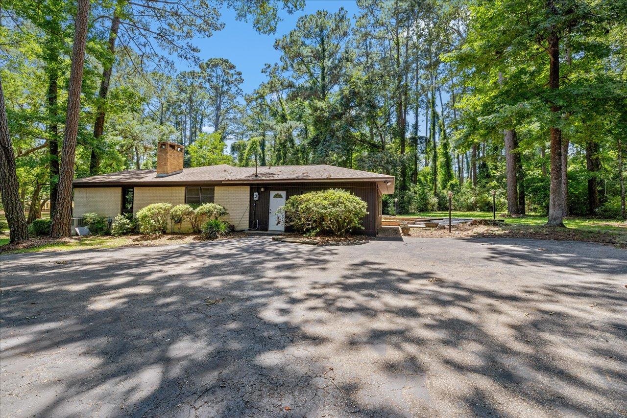 7916 Skipper Lane