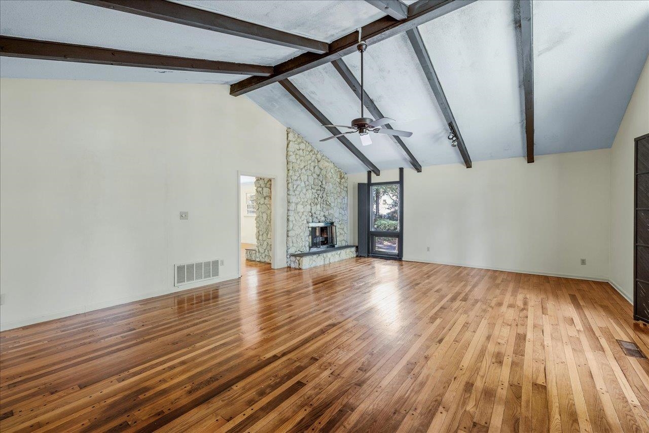 7916 Skipper Lane