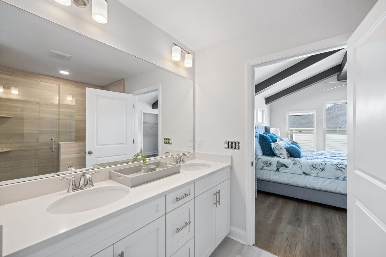 5685 Native Oak Drive