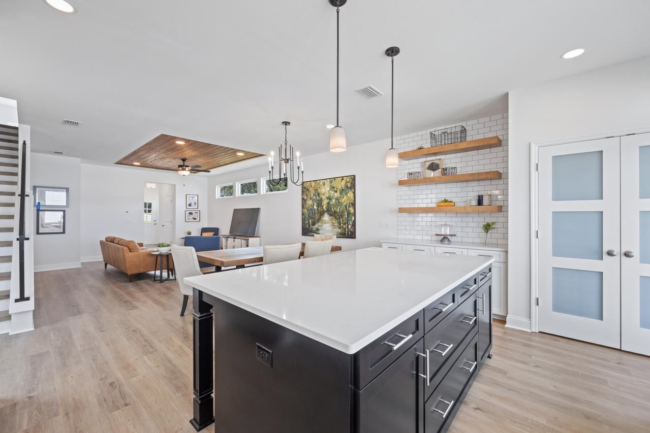 5685 Native Oak Drive