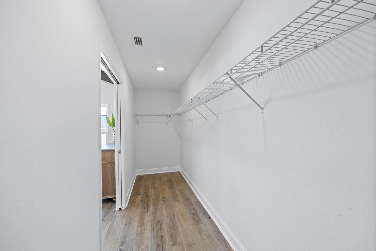 5685 Native Oak Drive