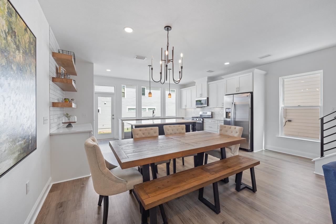 5685 Native Oak Drive