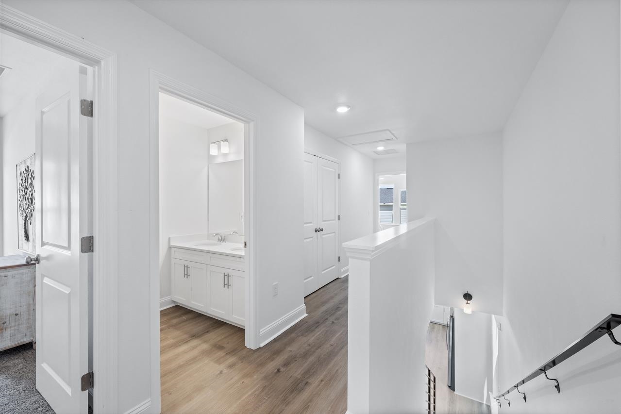 5685 Native Oak Drive