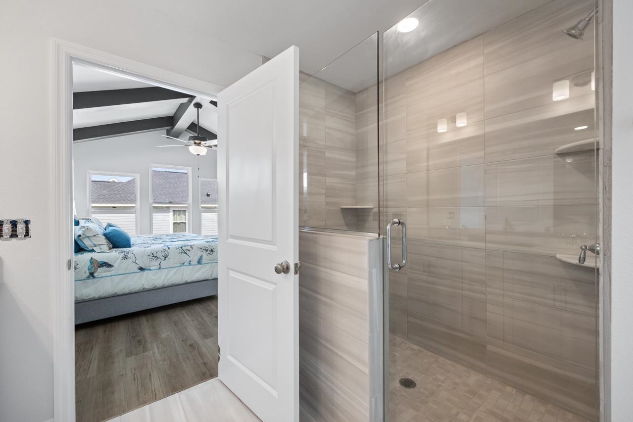 5685 Native Oak Drive