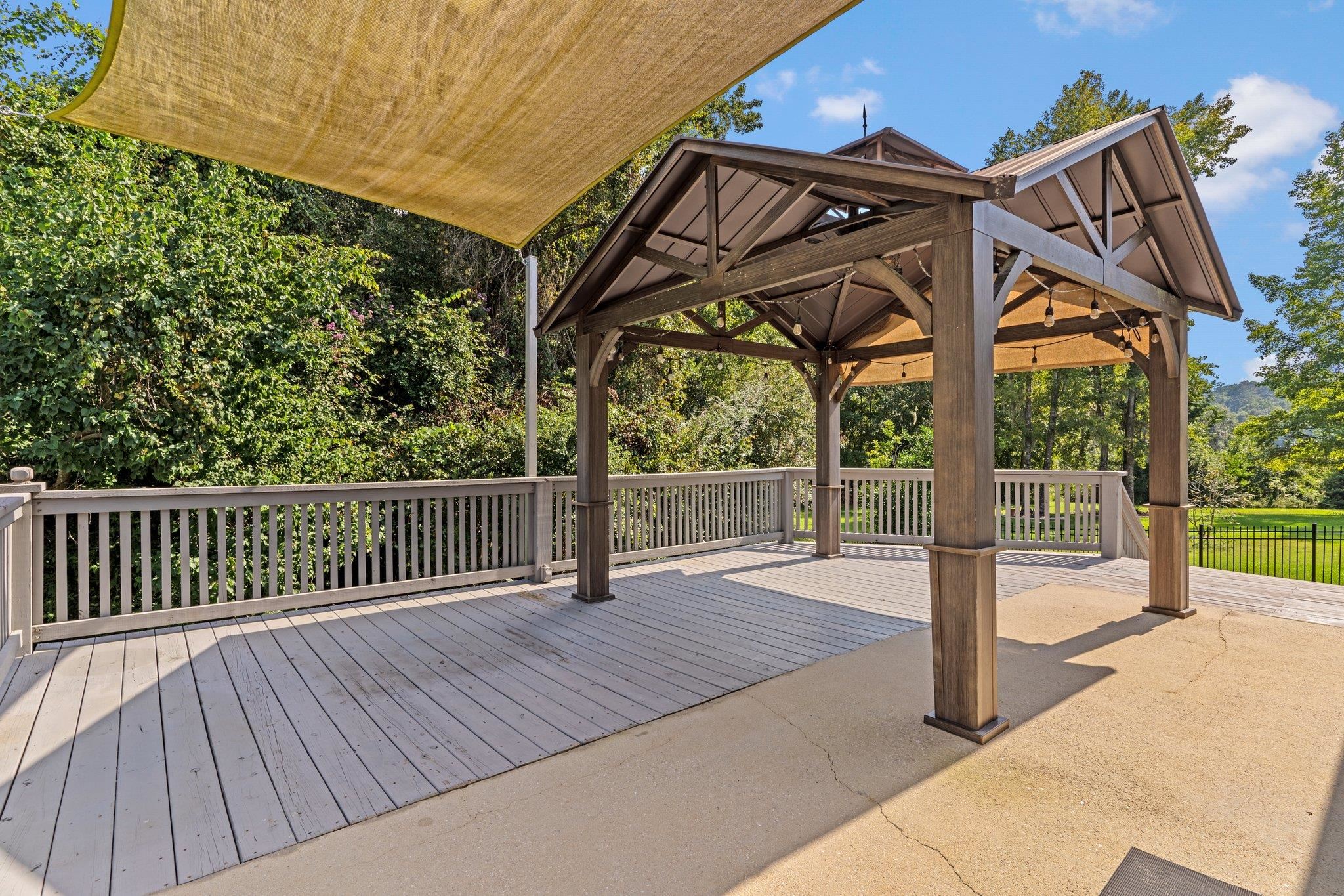 2807 Aqua Ridge Court
