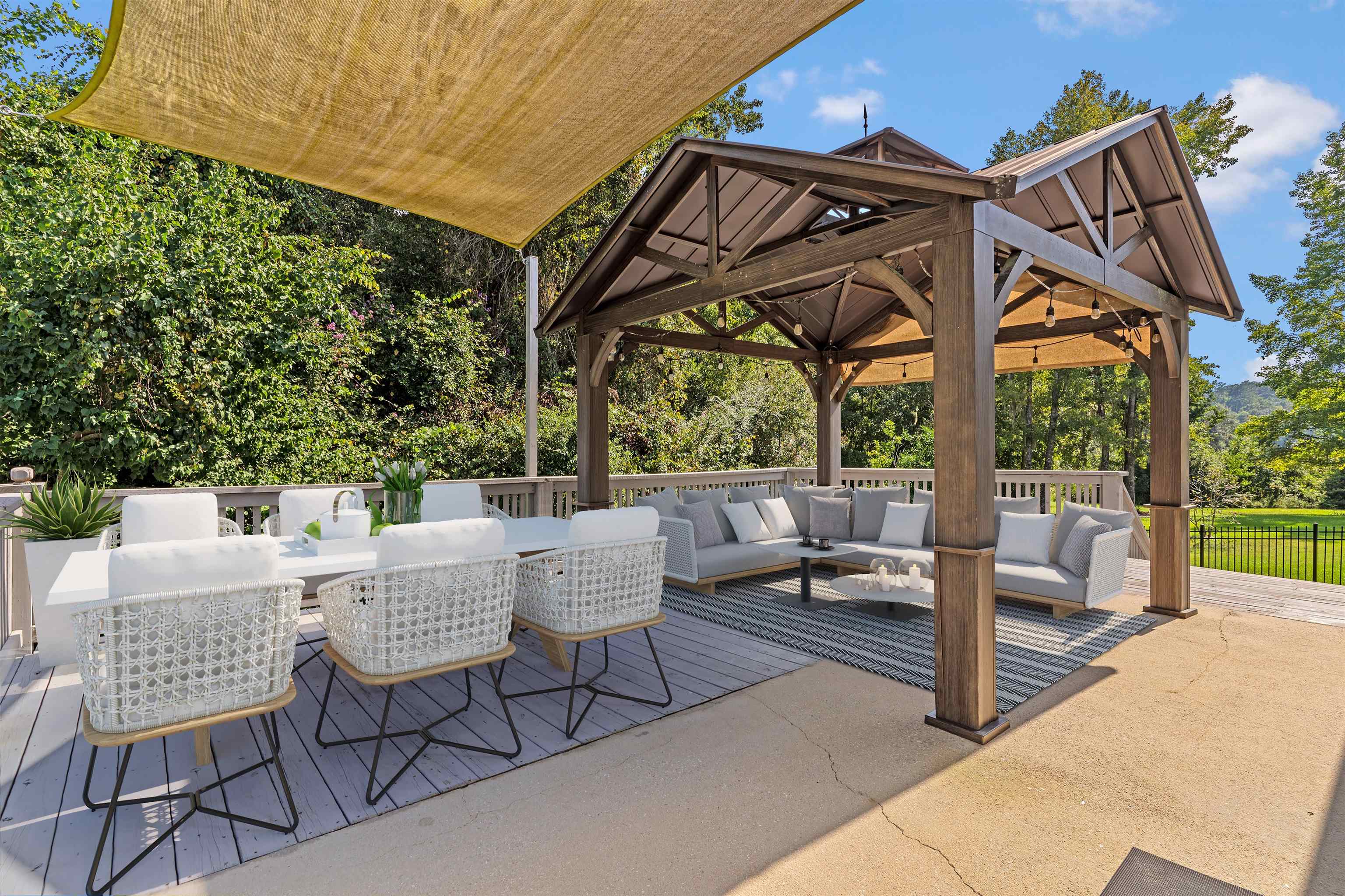 2807 Aqua Ridge Court