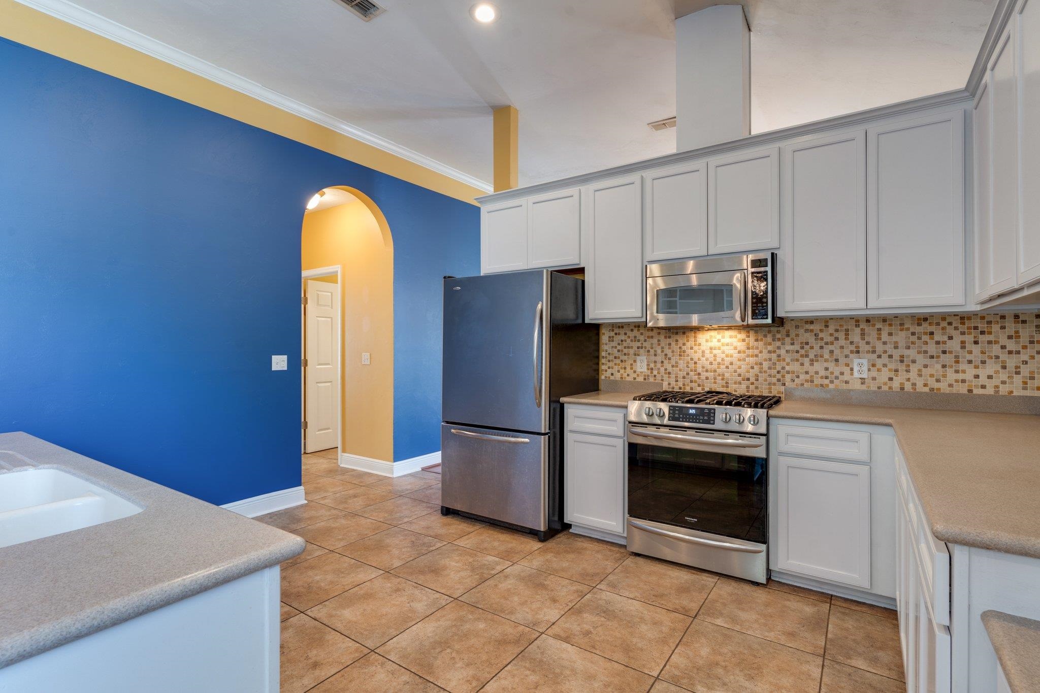 2807 Aqua Ridge Court
