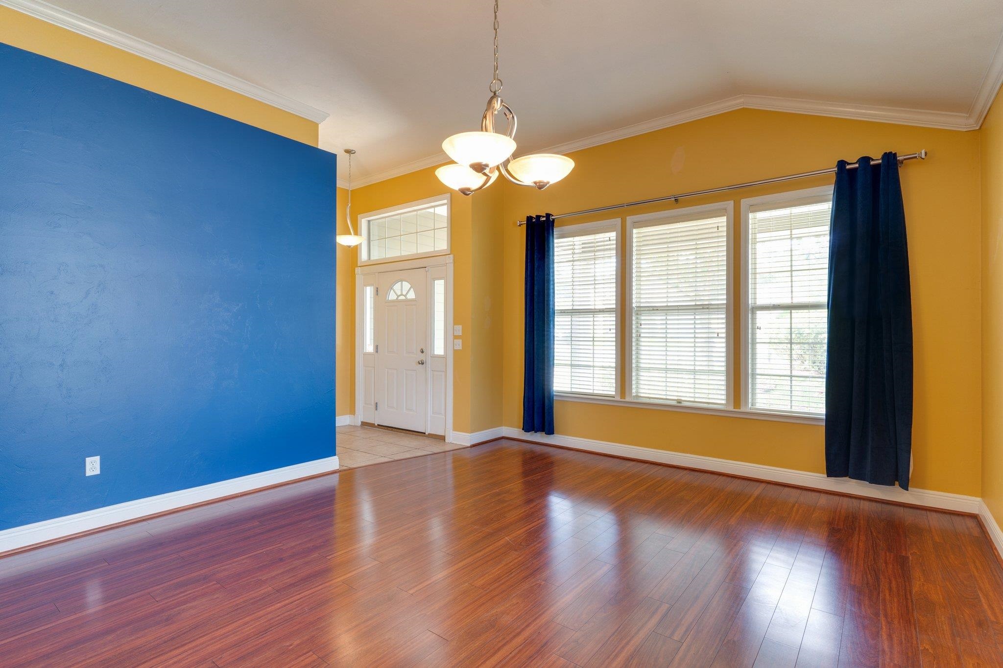 2807 Aqua Ridge Court