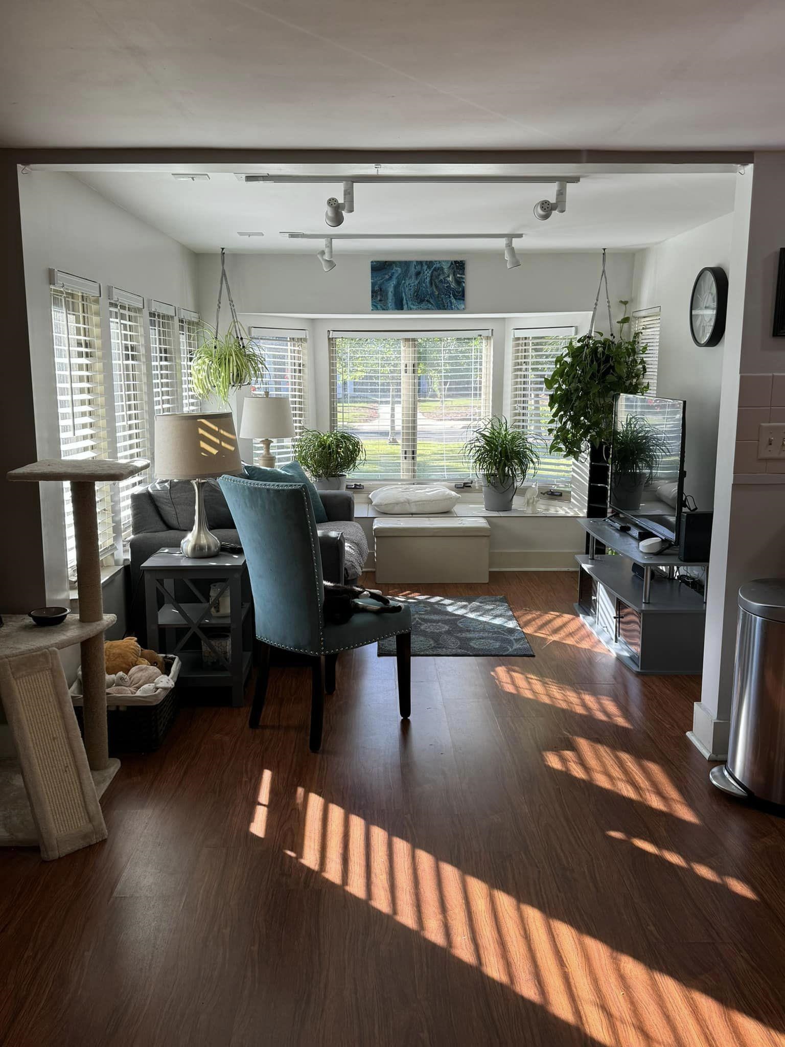207 NE 2nd Street