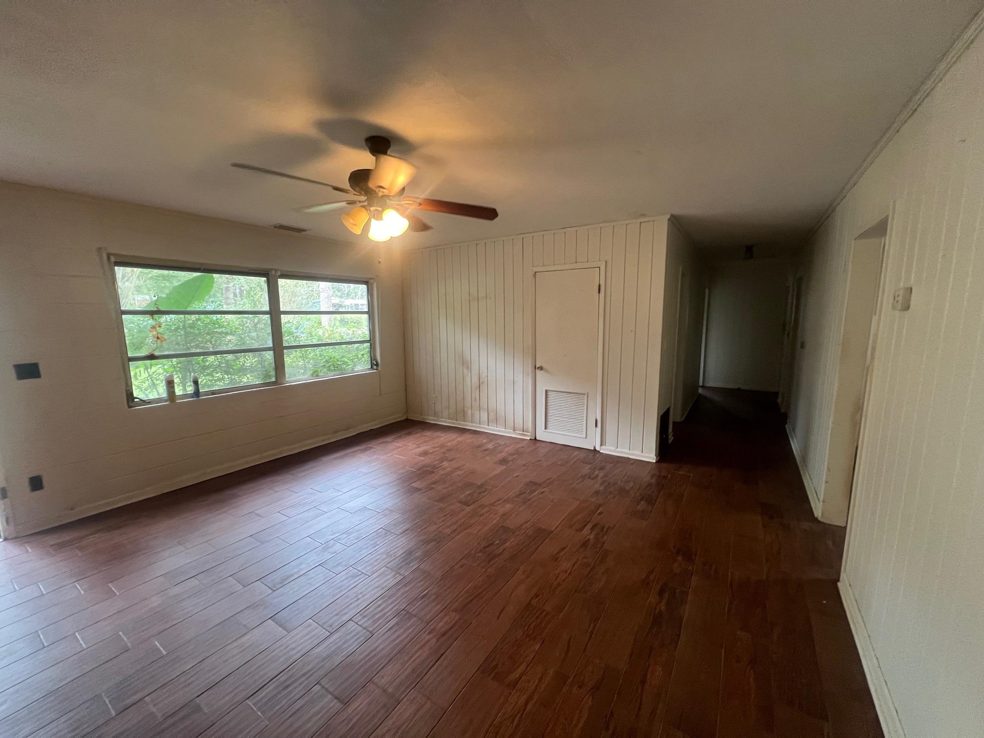 2121 Harriet Drive
