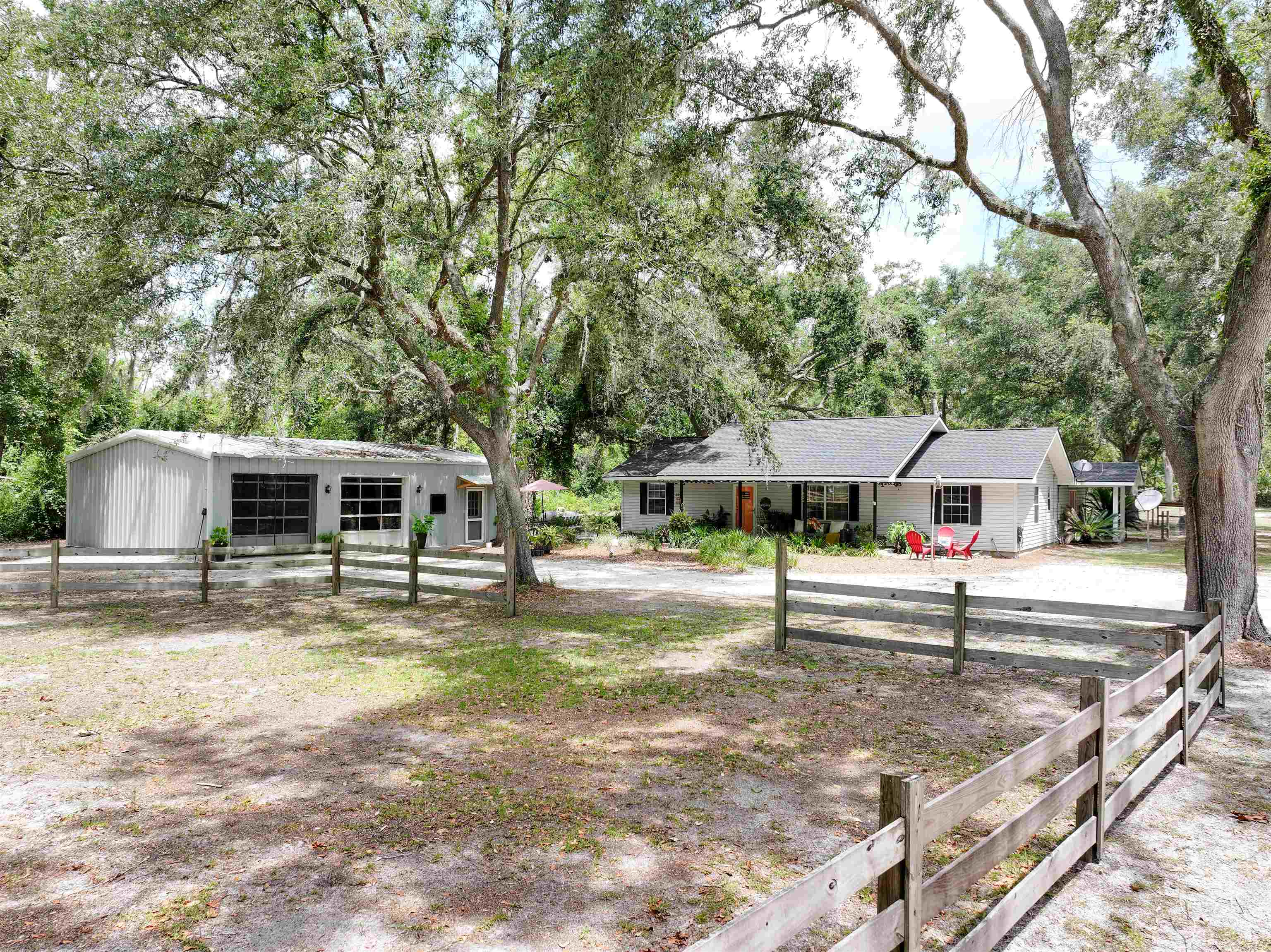 304 SW Georgiana Trail