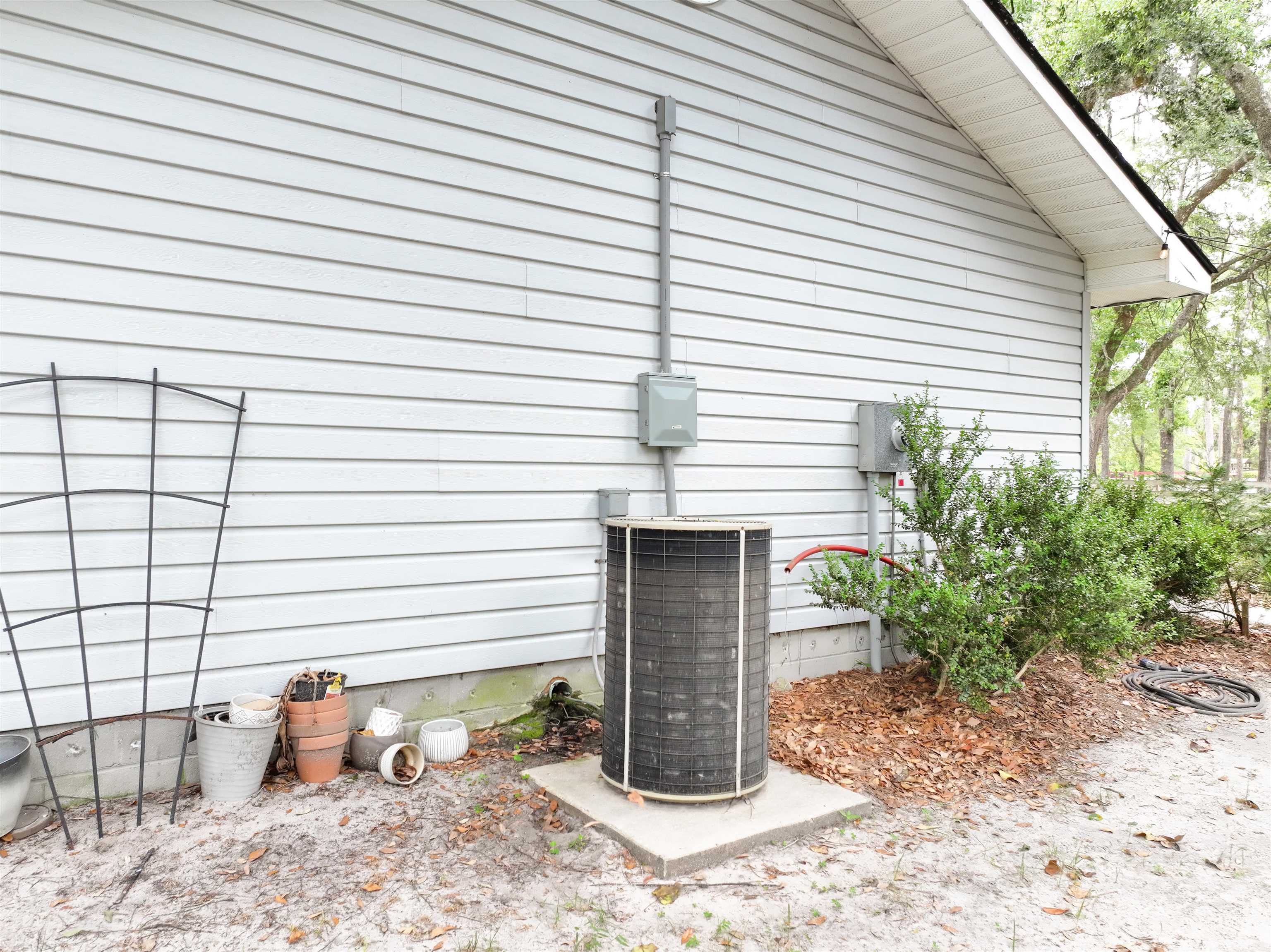 304 SW Georgiana Trail