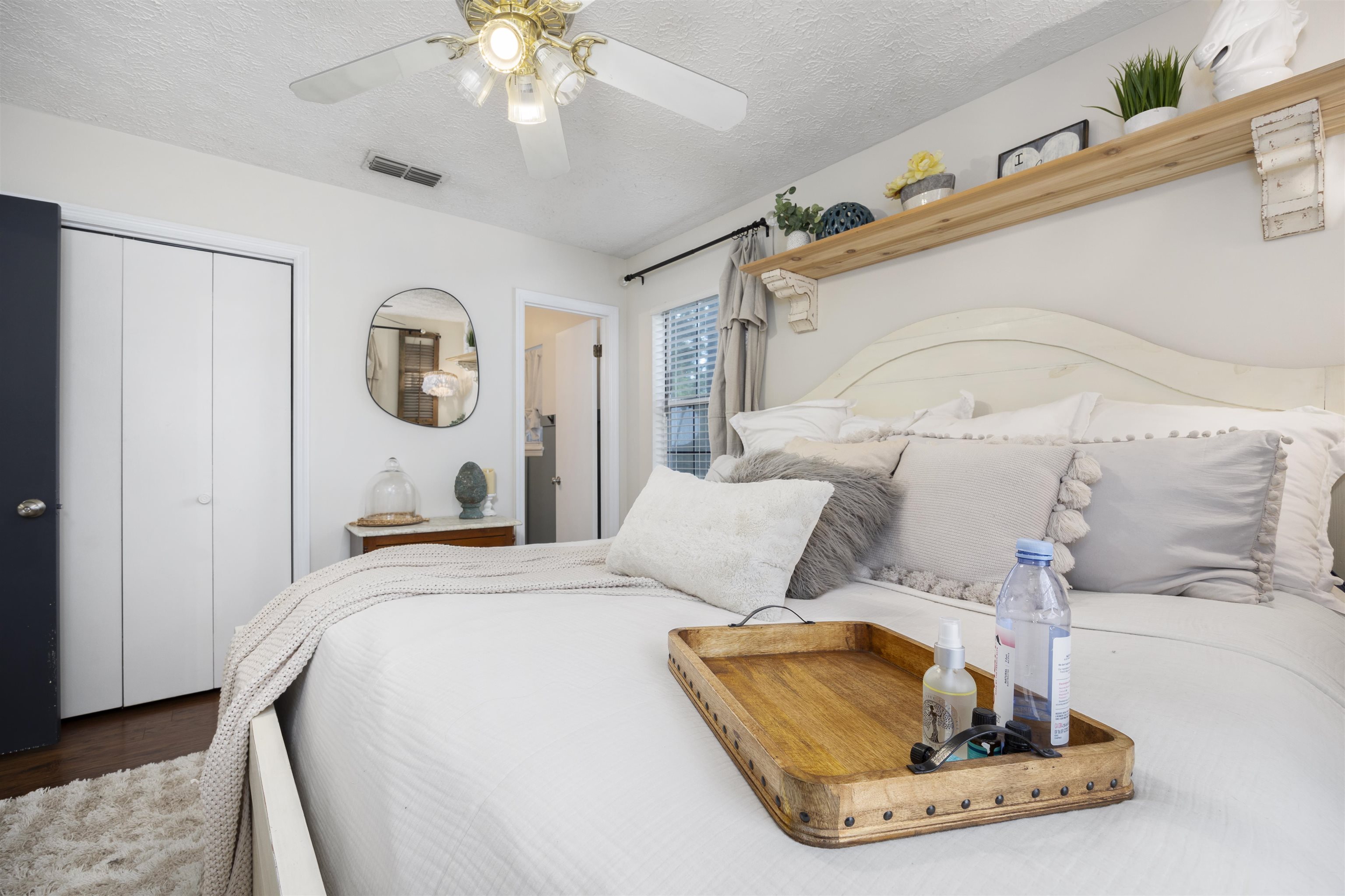 304 SW Georgiana Trail