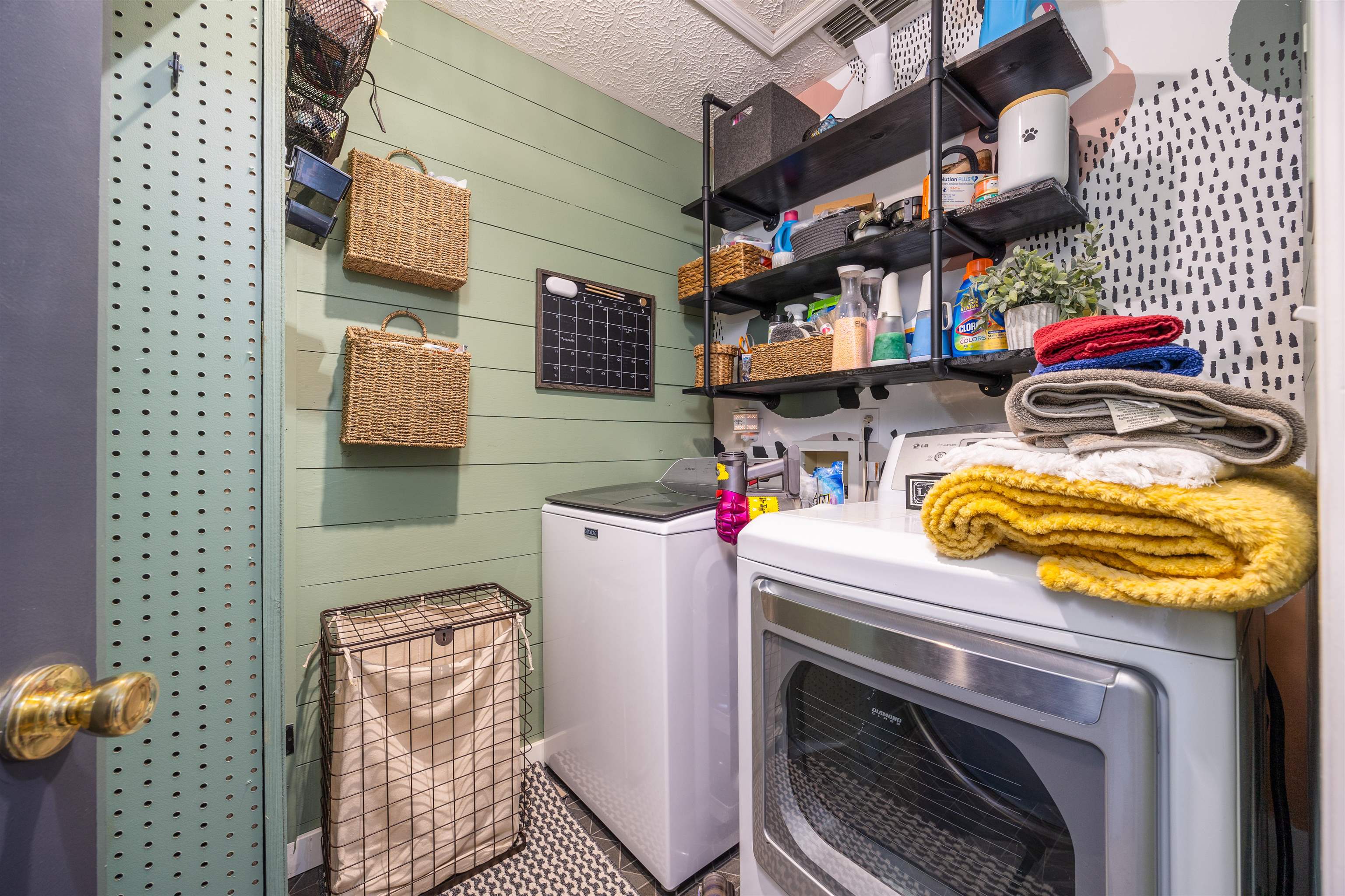 304 SW Georgiana Trail