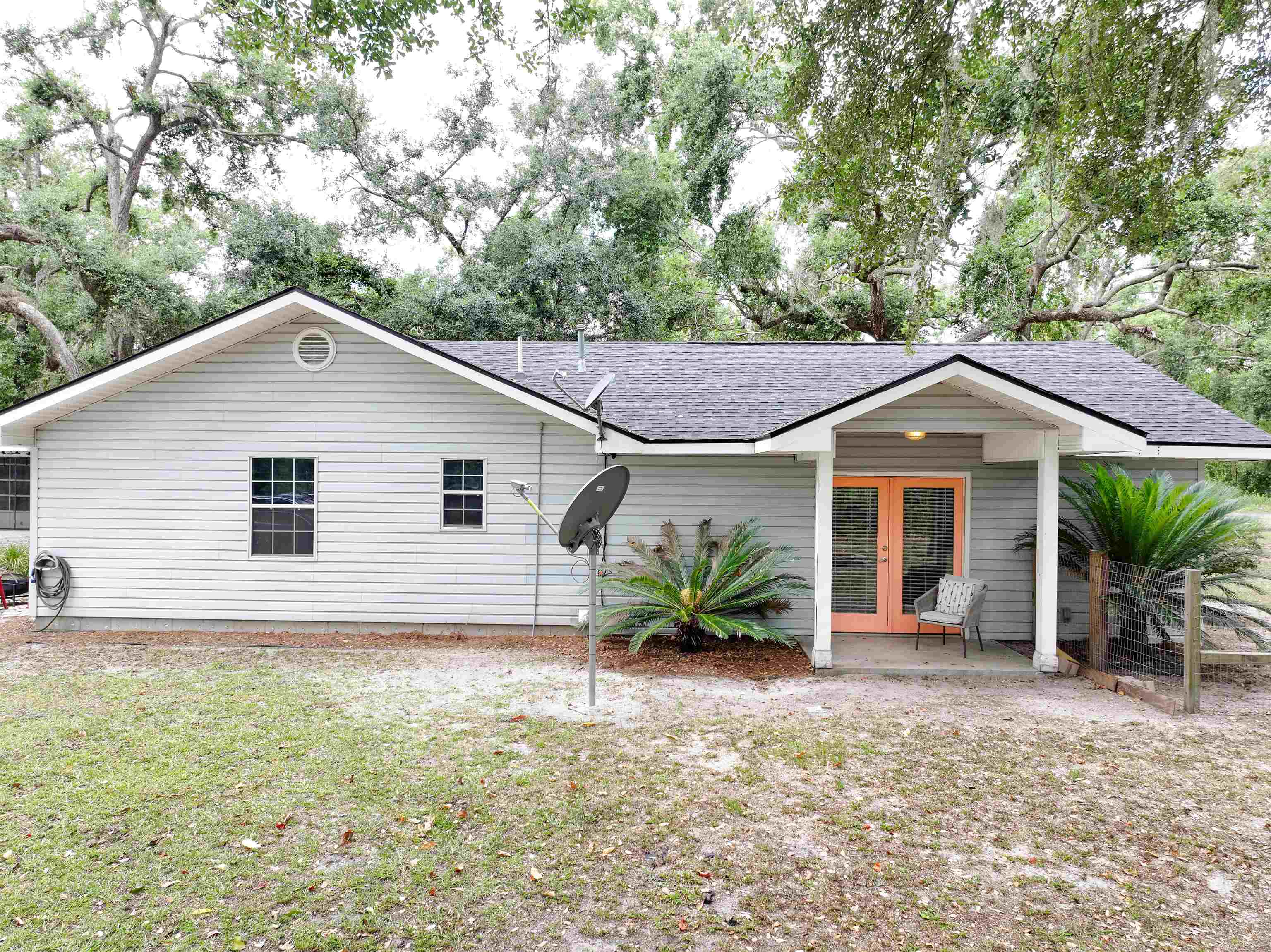 304 SW Georgiana Trail