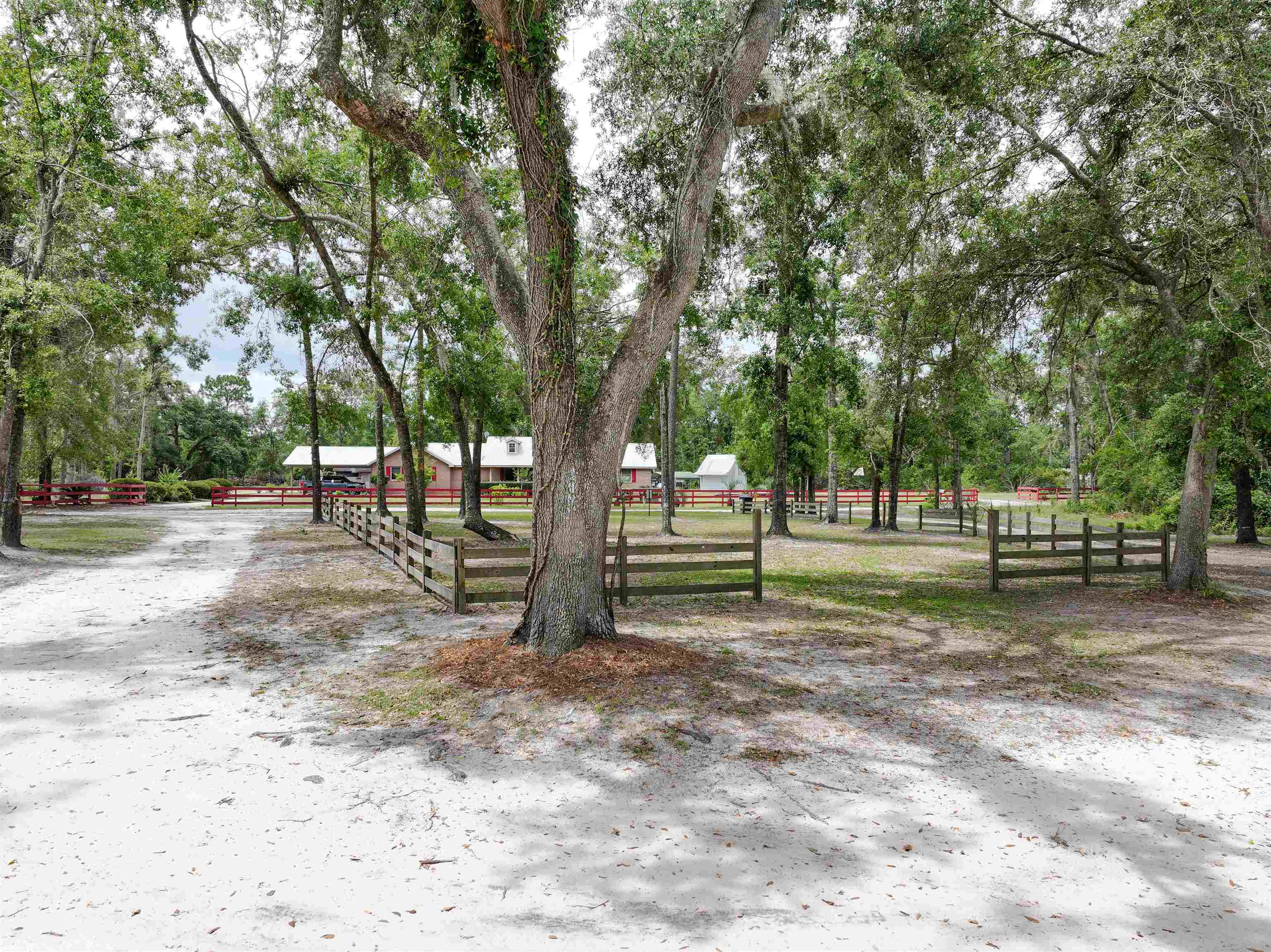 304 SW Georgiana Trail