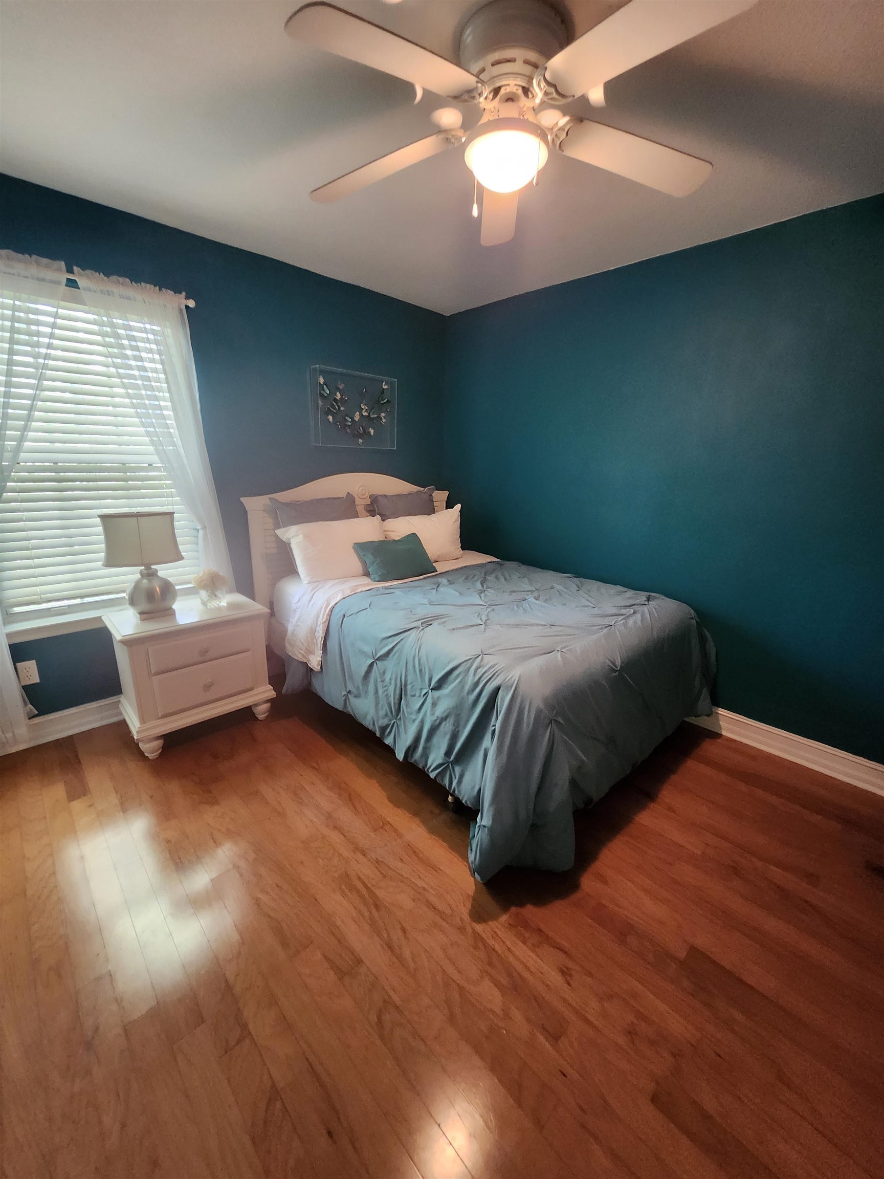 3436 Gardenview Way