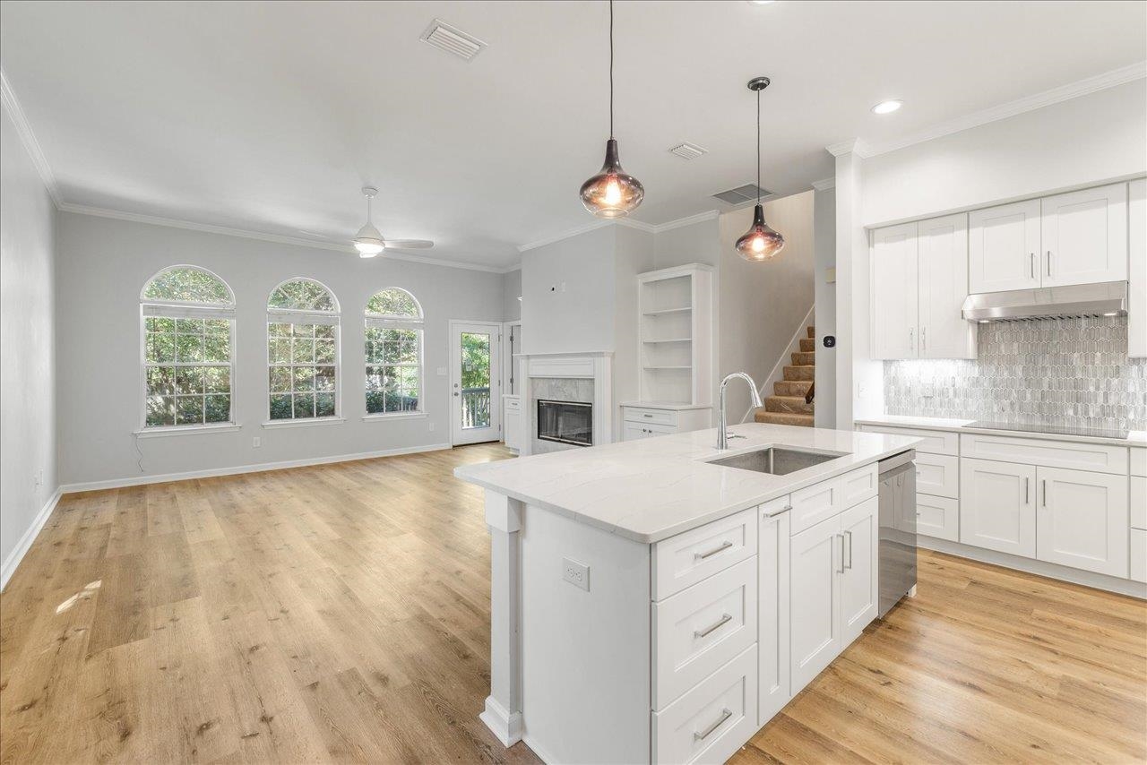 4004 Dutchess Court