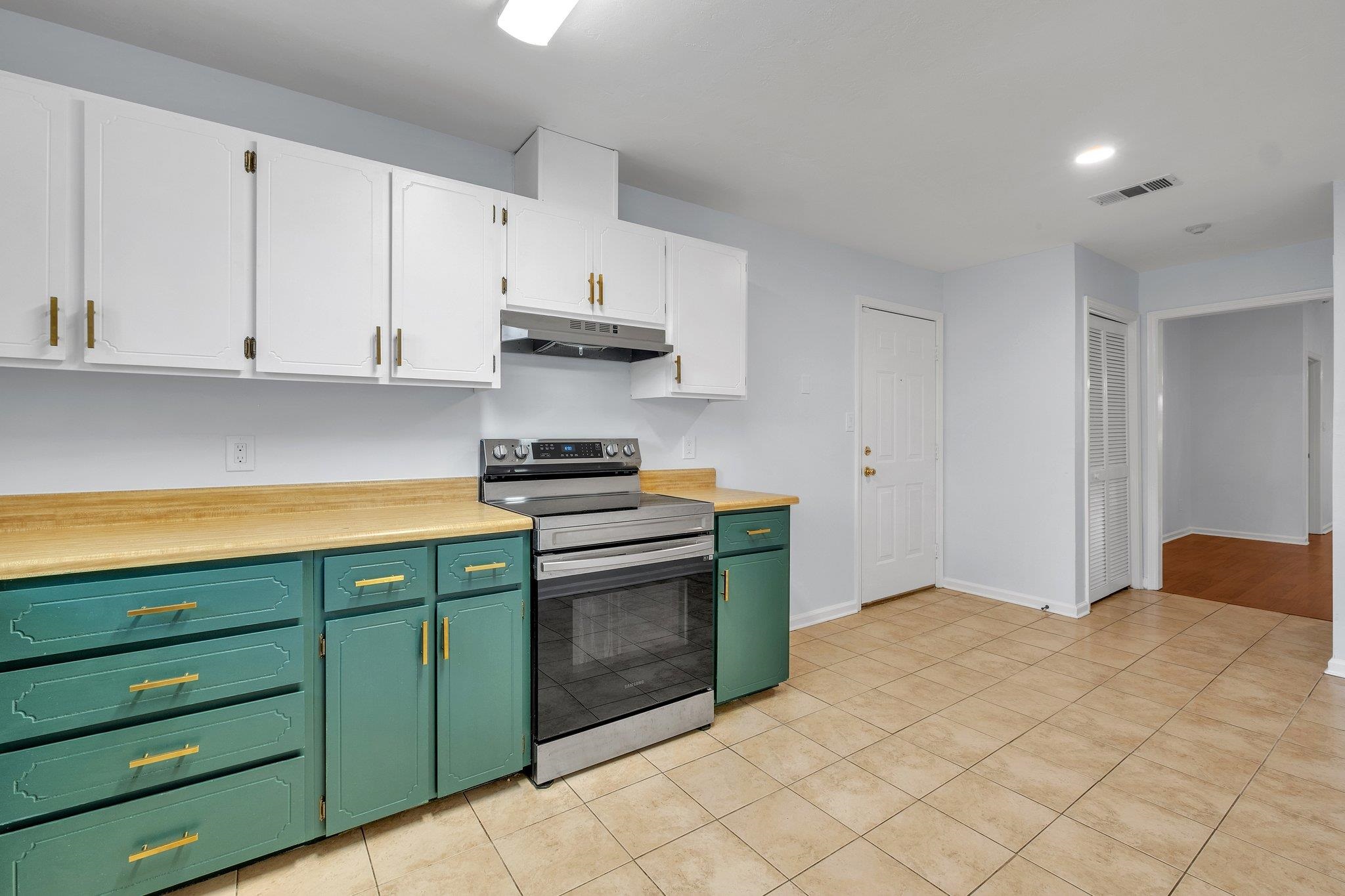 1865 Raymond Tucker Road