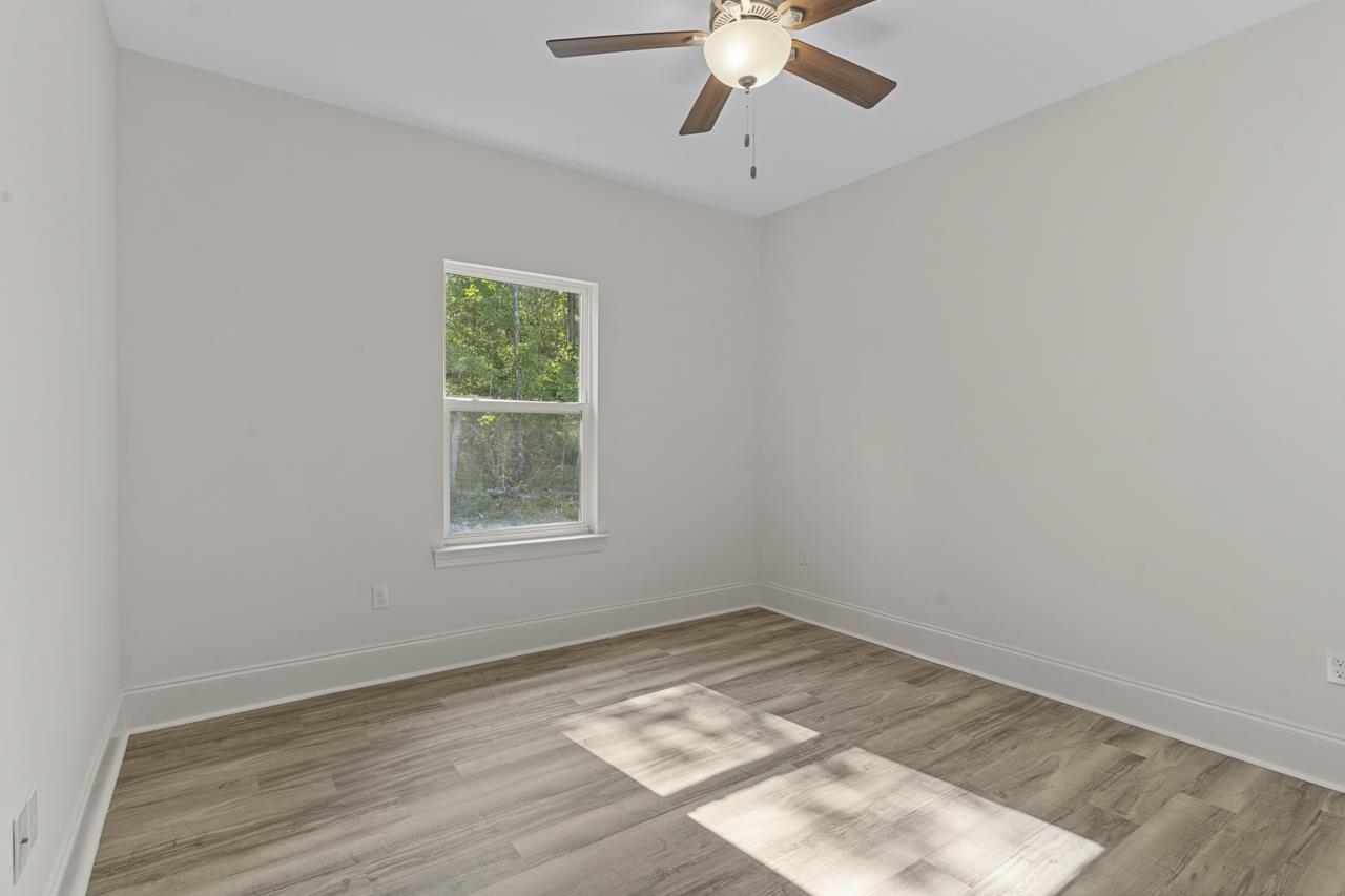 81 Coopers Pond Road