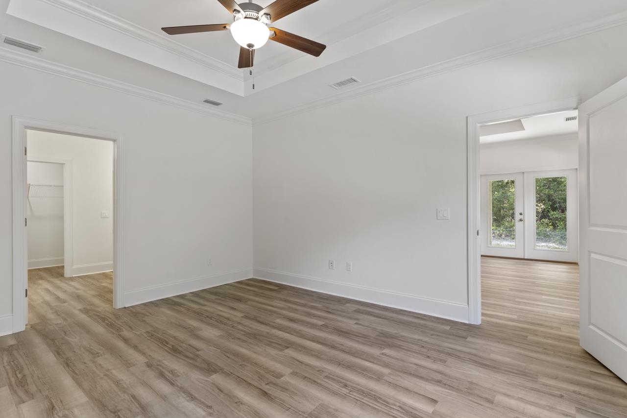 81 Coopers Pond Road