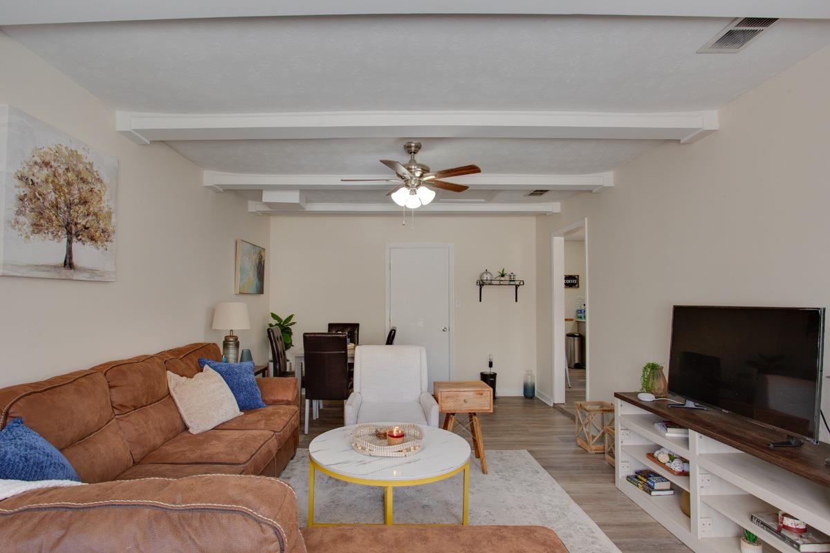 804 Peggy Drive