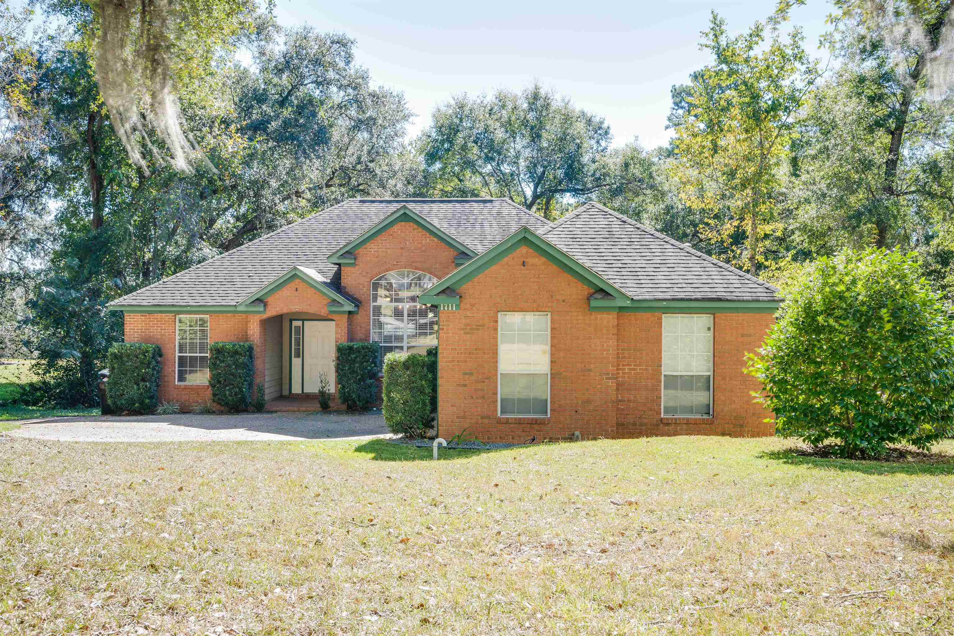1711 Riverbirch Hollow