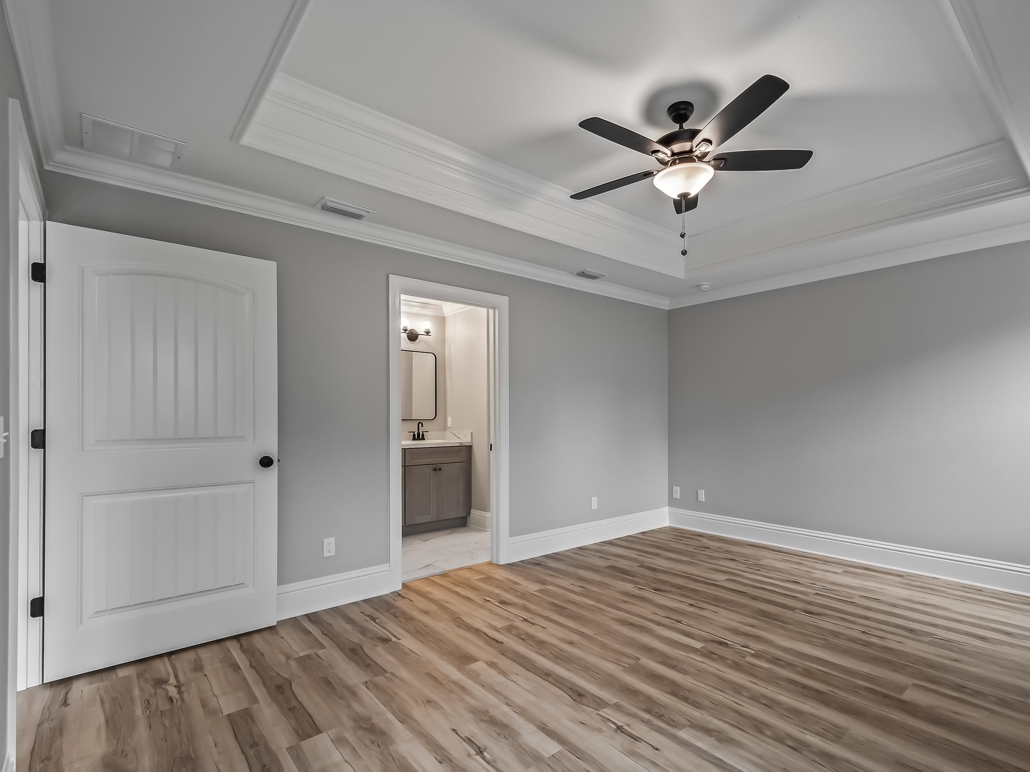 24 Comanche Trail