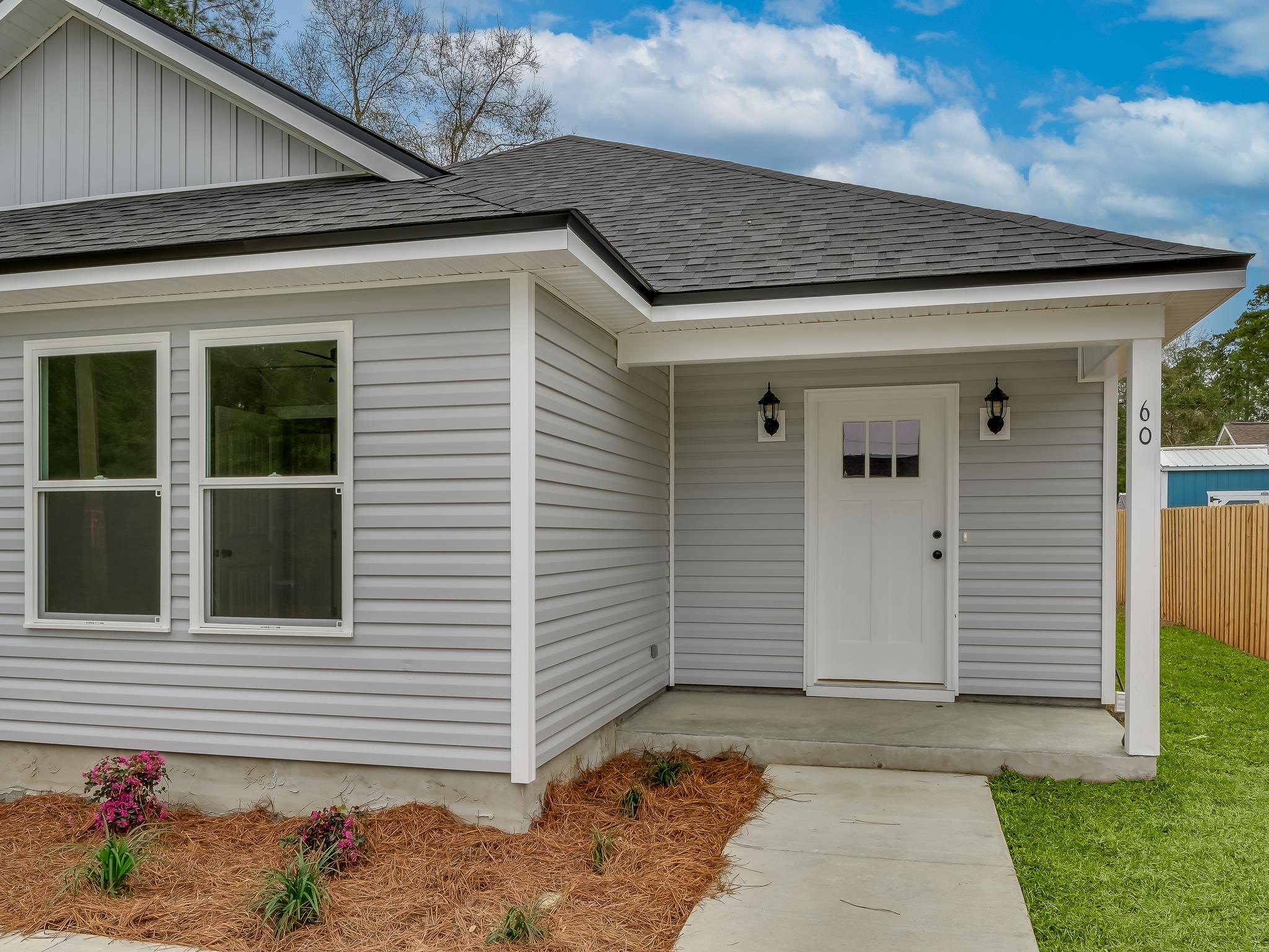 24 Comanche Trail