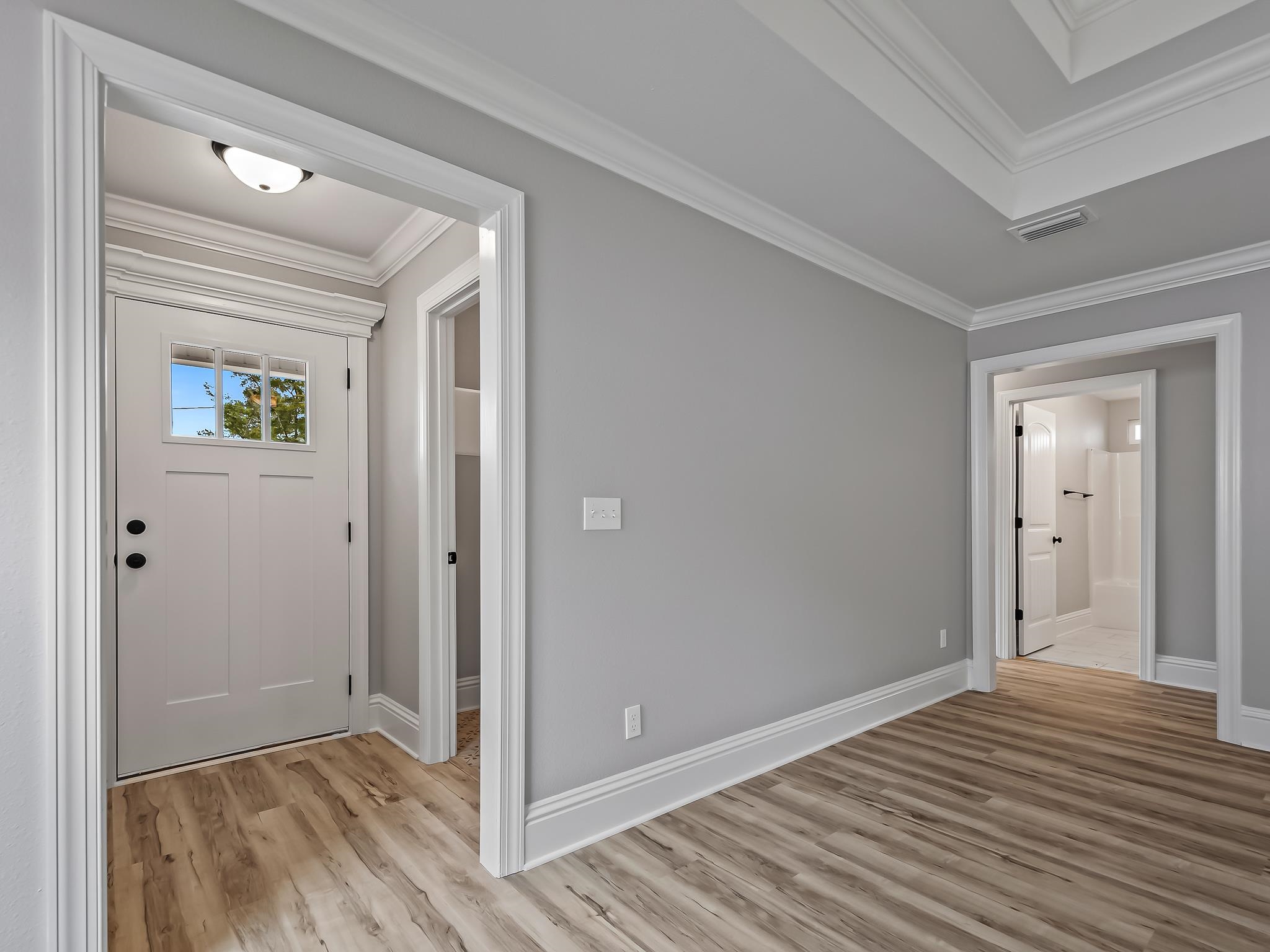 24 Comanche Trail