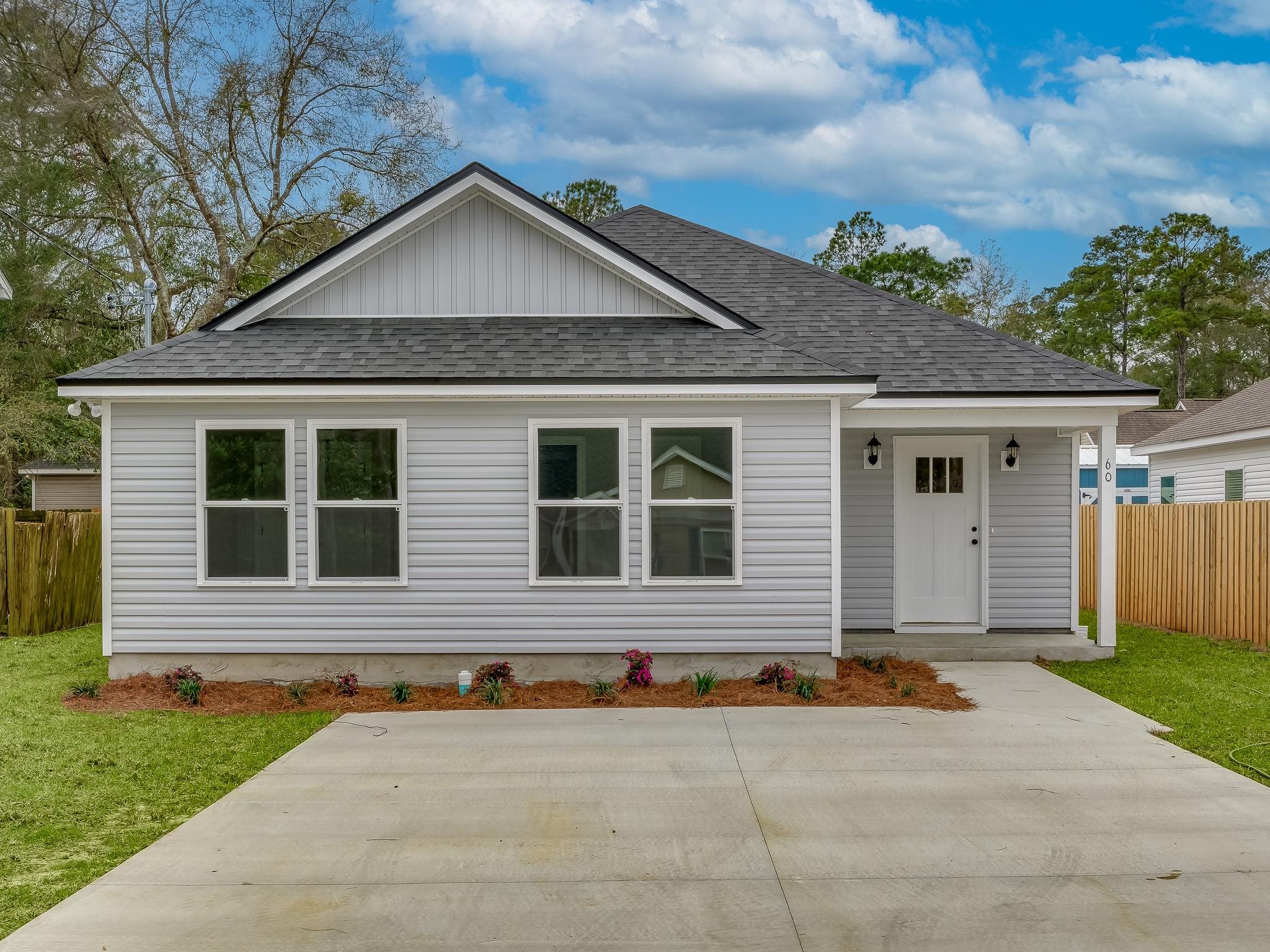 24 Comanche Trail