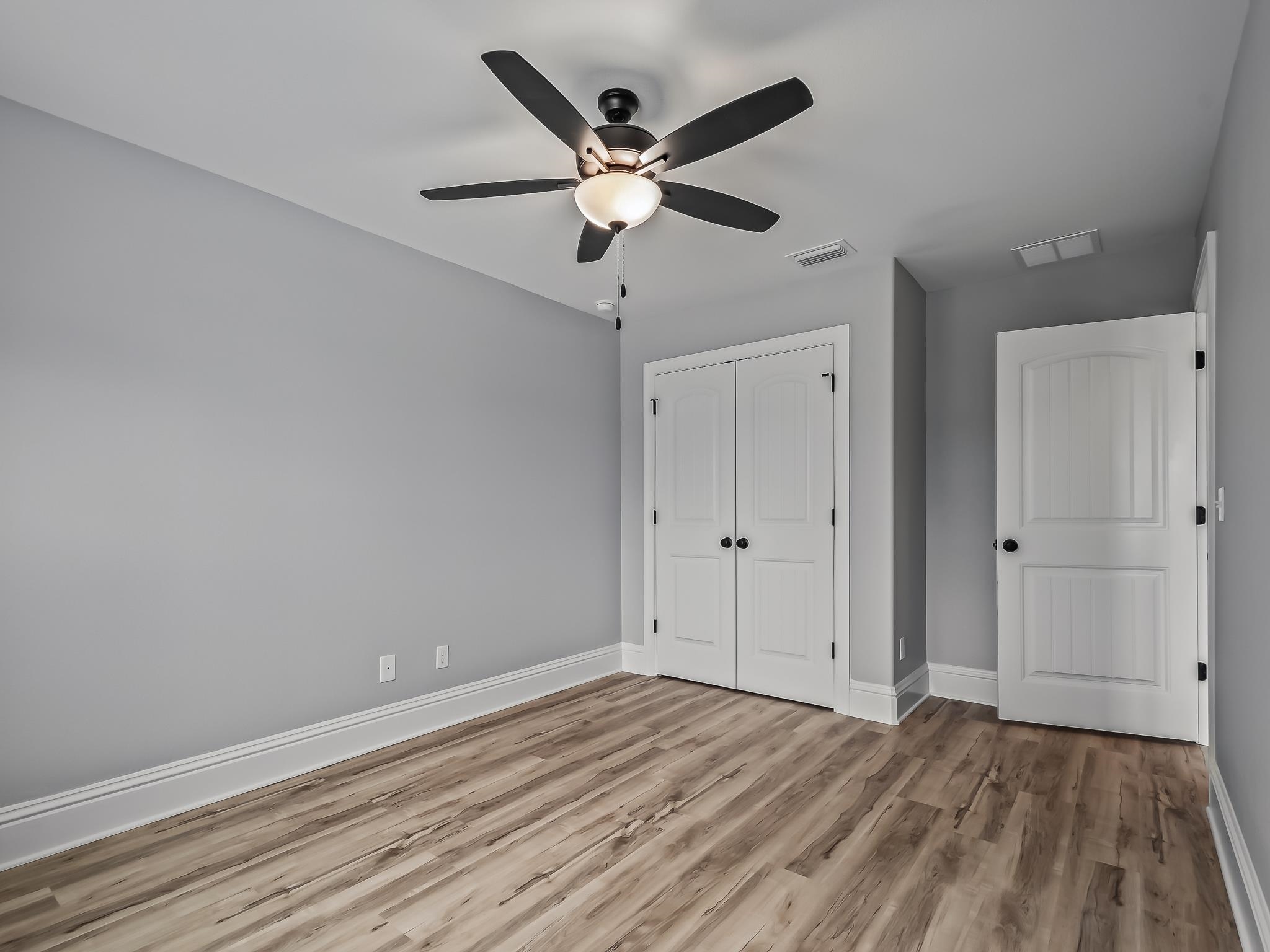 24 Comanche Trail
