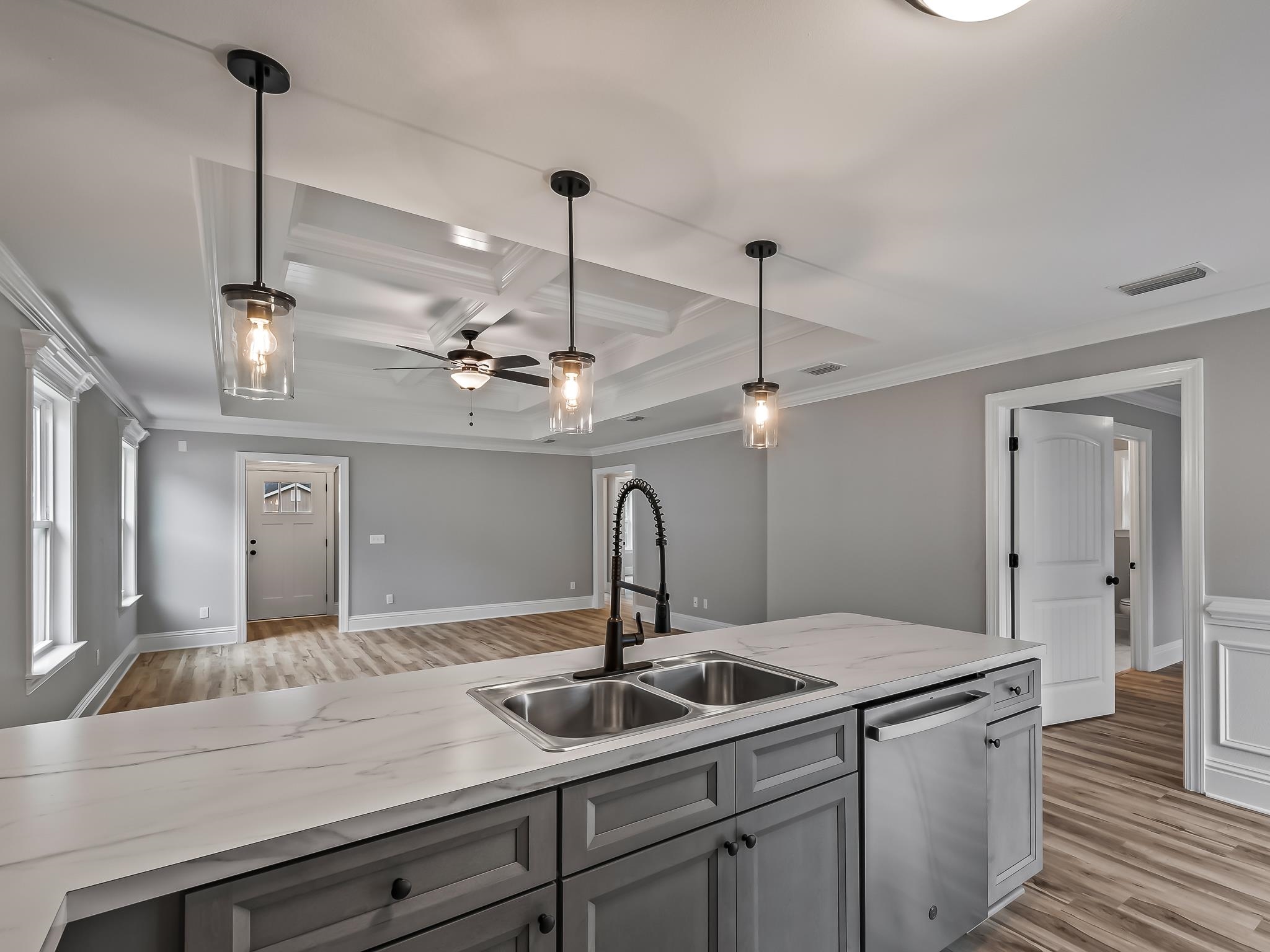 24 Comanche Trail