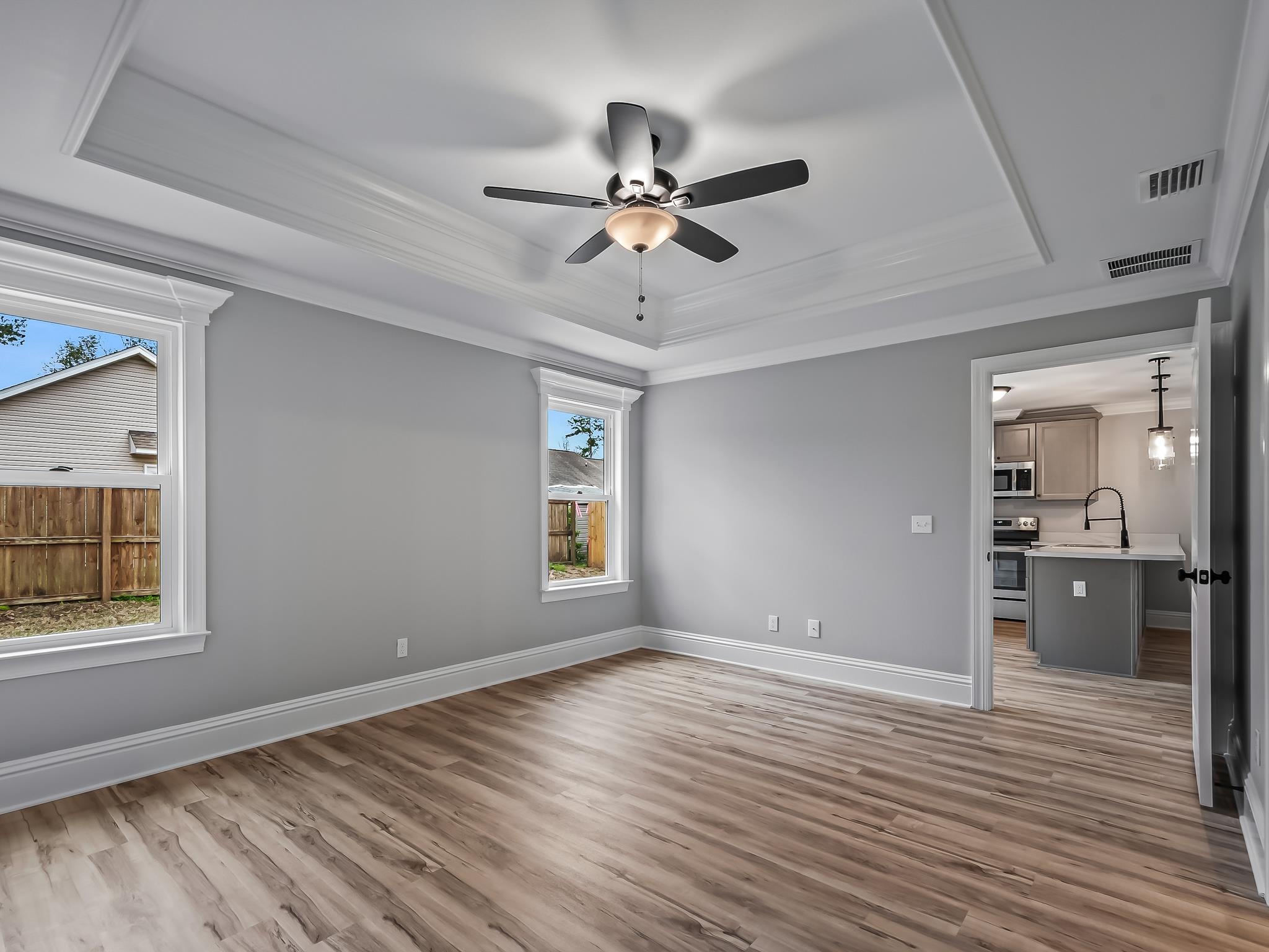 24 Comanche Trail