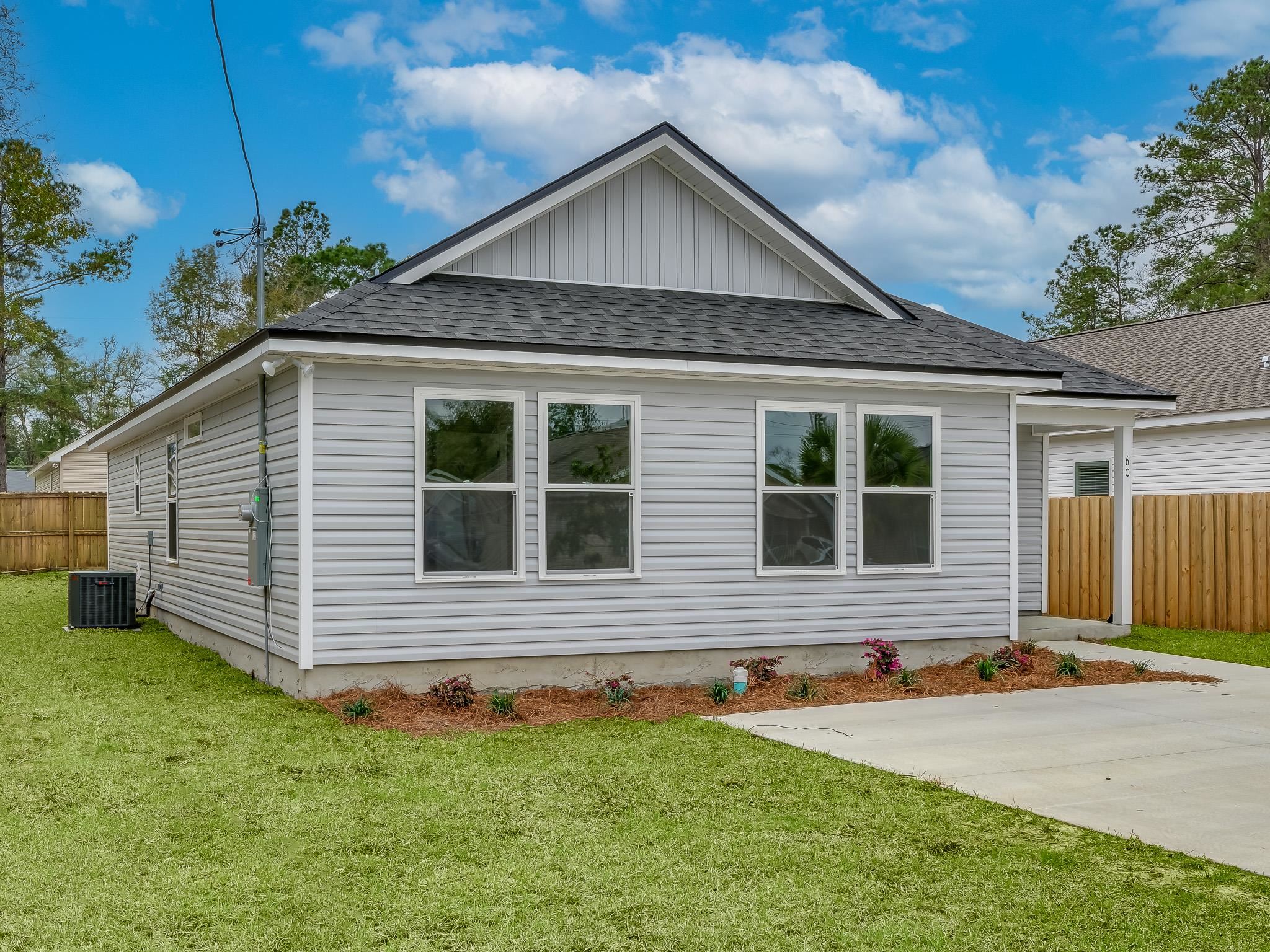 24 Comanche Trail