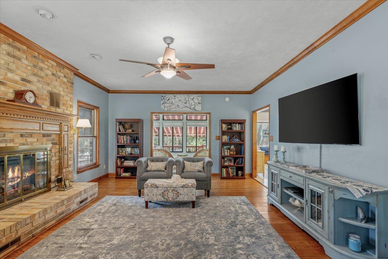 2504 Napoleon Bonaparte Drive