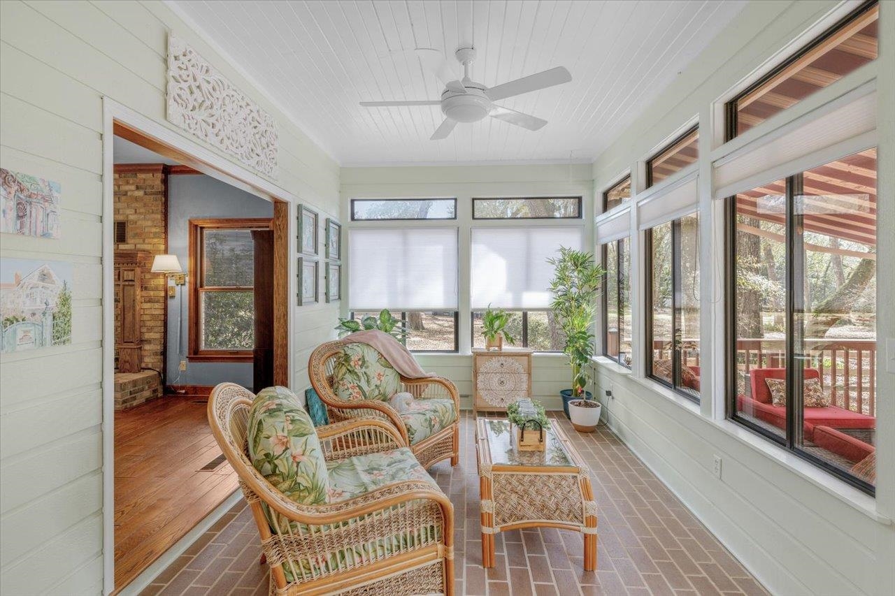 2504 Napoleon Bonaparte Drive