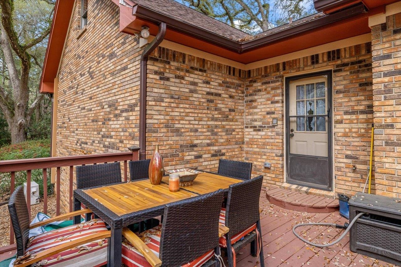 2504 Napoleon Bonaparte Drive