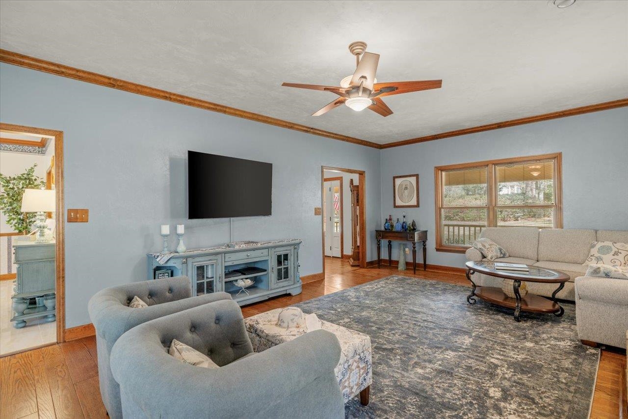 2504 Napoleon Bonaparte Drive