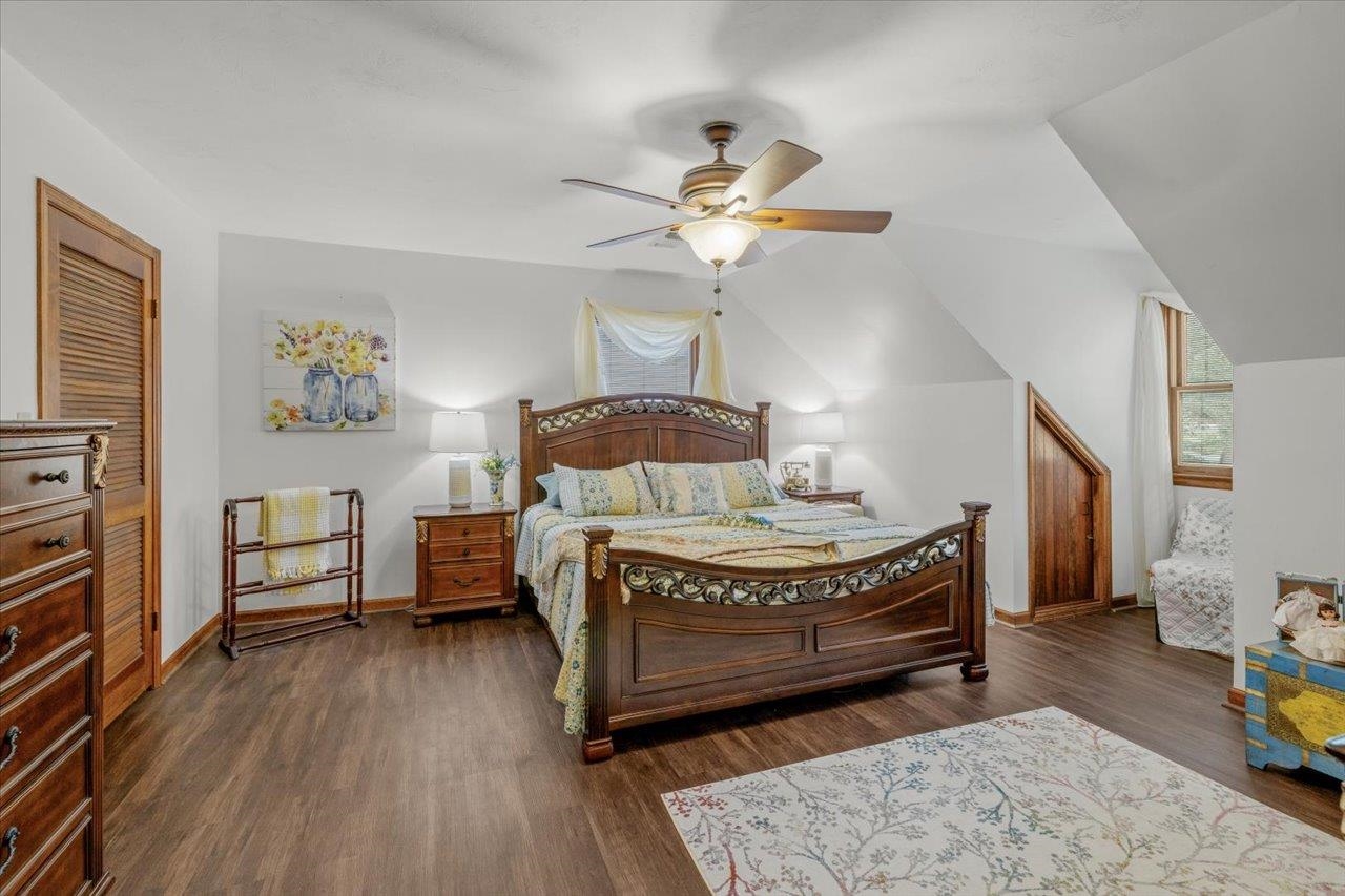 2504 Napoleon Bonaparte Drive