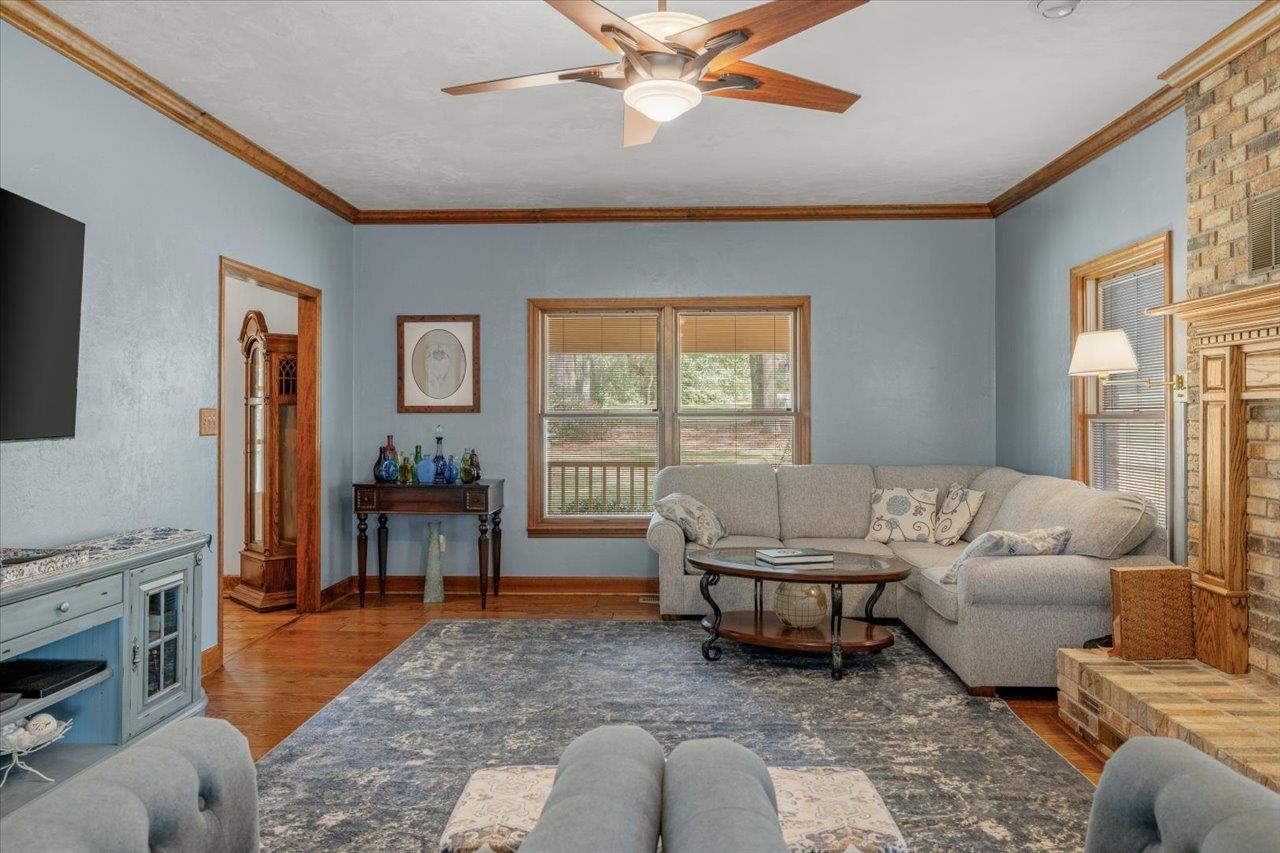 2504 Napoleon Bonaparte Drive