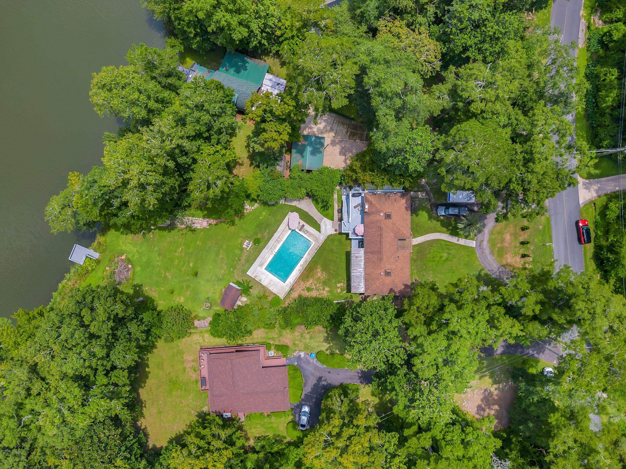 1365 Tallavana Trail