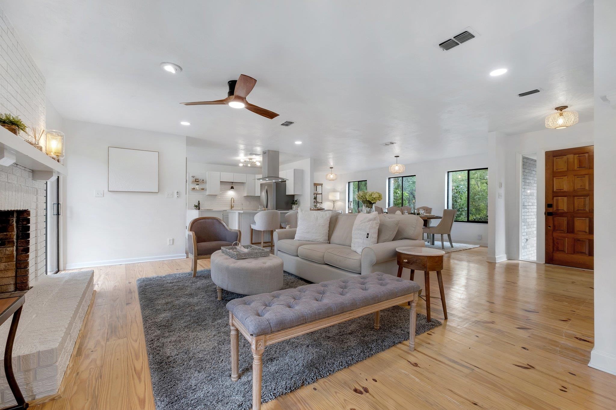 2978 Foxcroft Drive