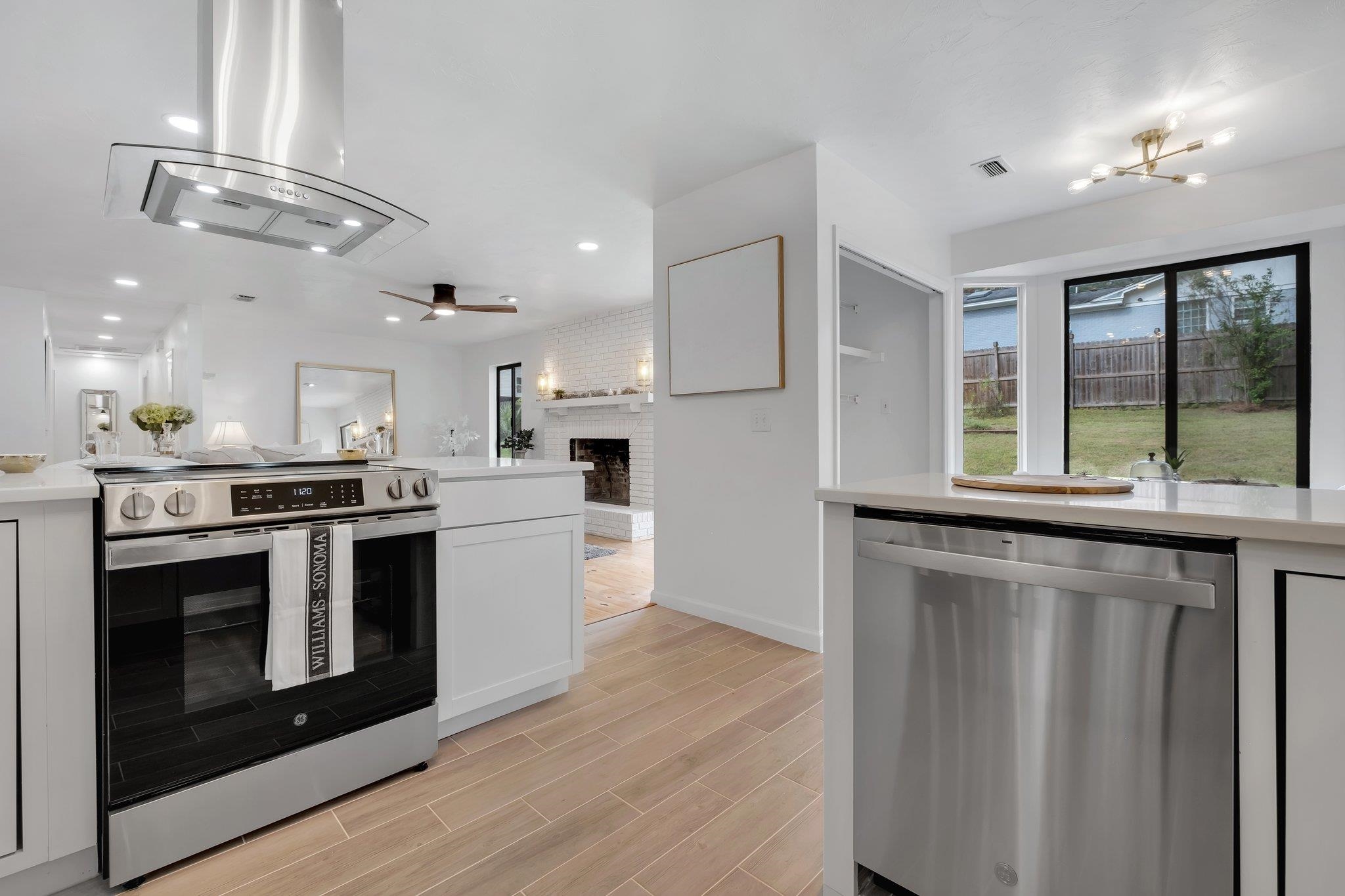 2978 Foxcroft Drive