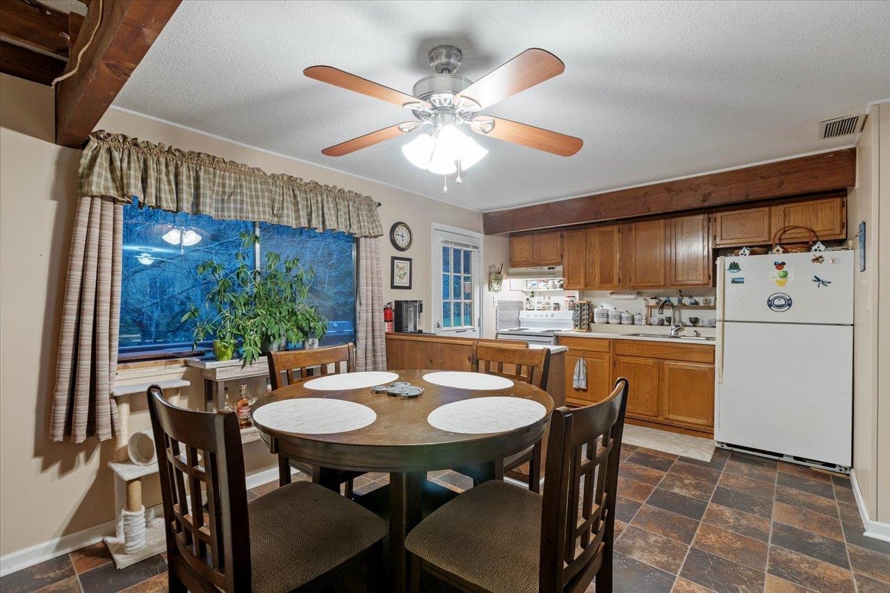 582 Conrad Hills Road