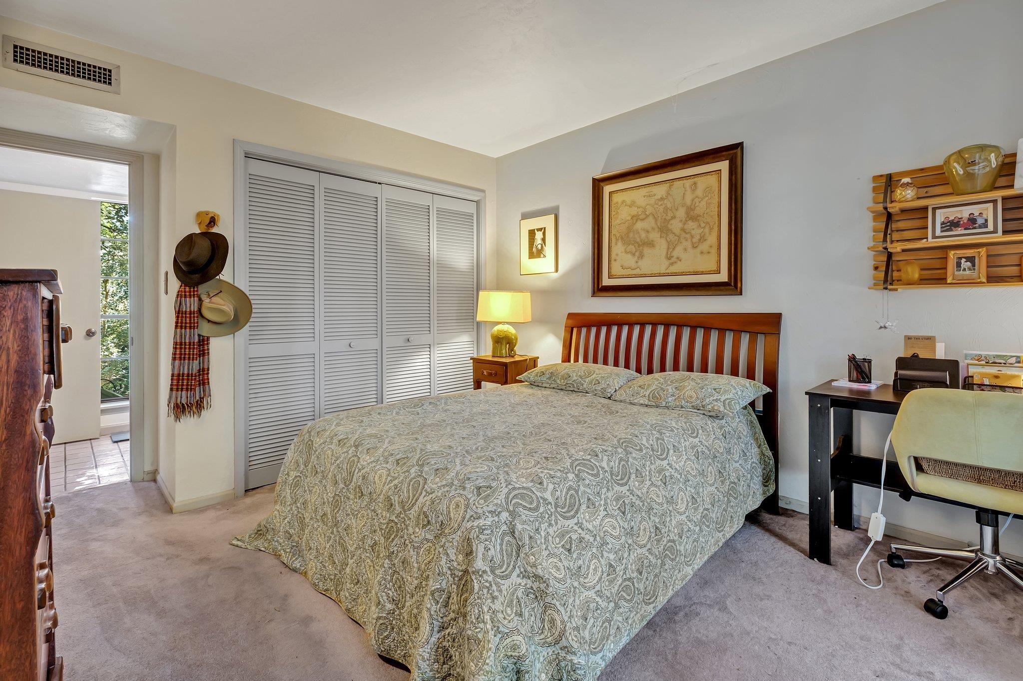 3002 Avon Circle