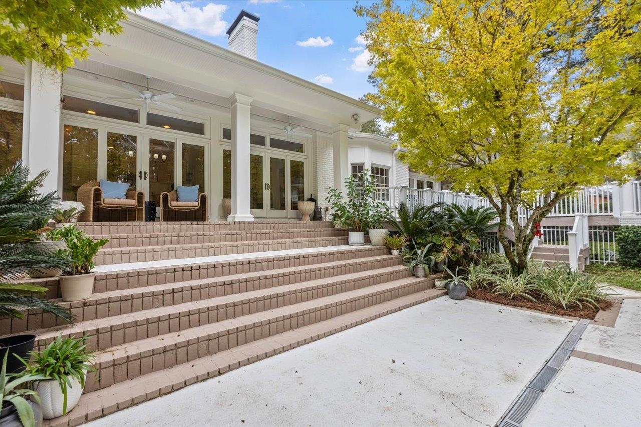 811 Live Oak Plantation Road