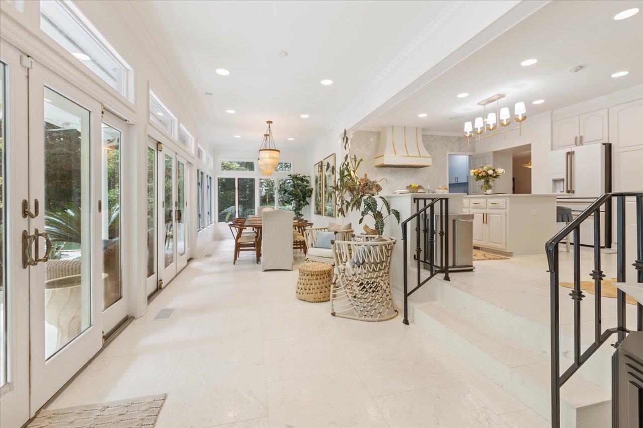 811 Live Oak Plantation Road