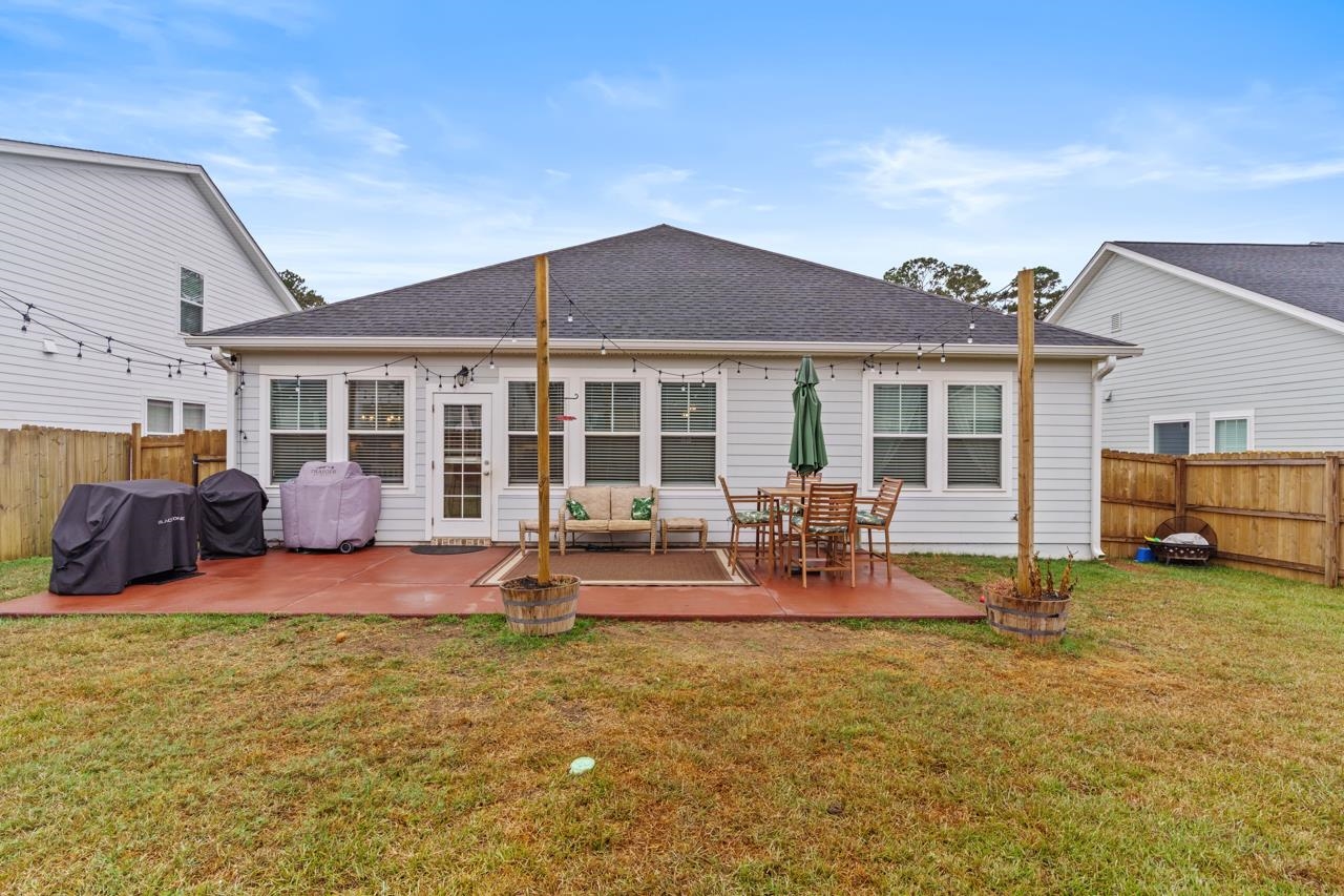 8741 Glenoak Trail